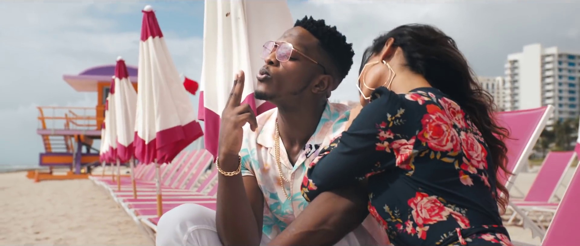 Médicament (2019) —  shot,  lighting