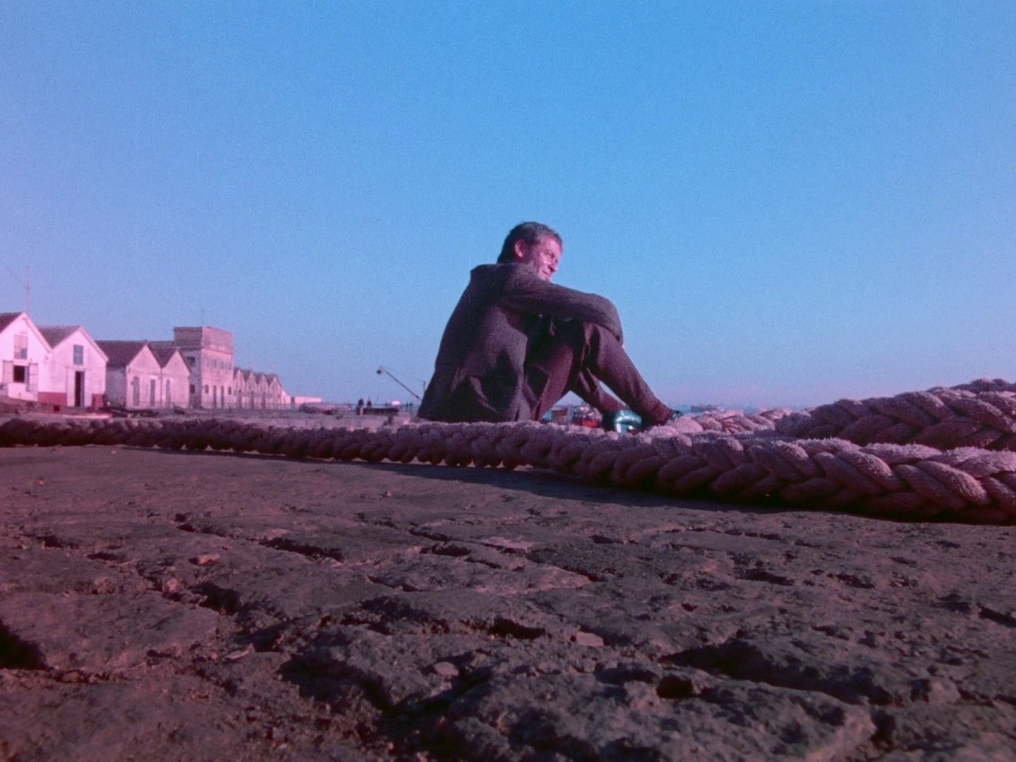 Three Crowns of the Sailor (1983) —  shot,  lighting