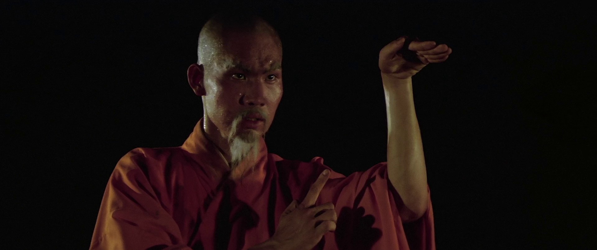 Shaolin Wooden Men (1976) —  shot,  lighting