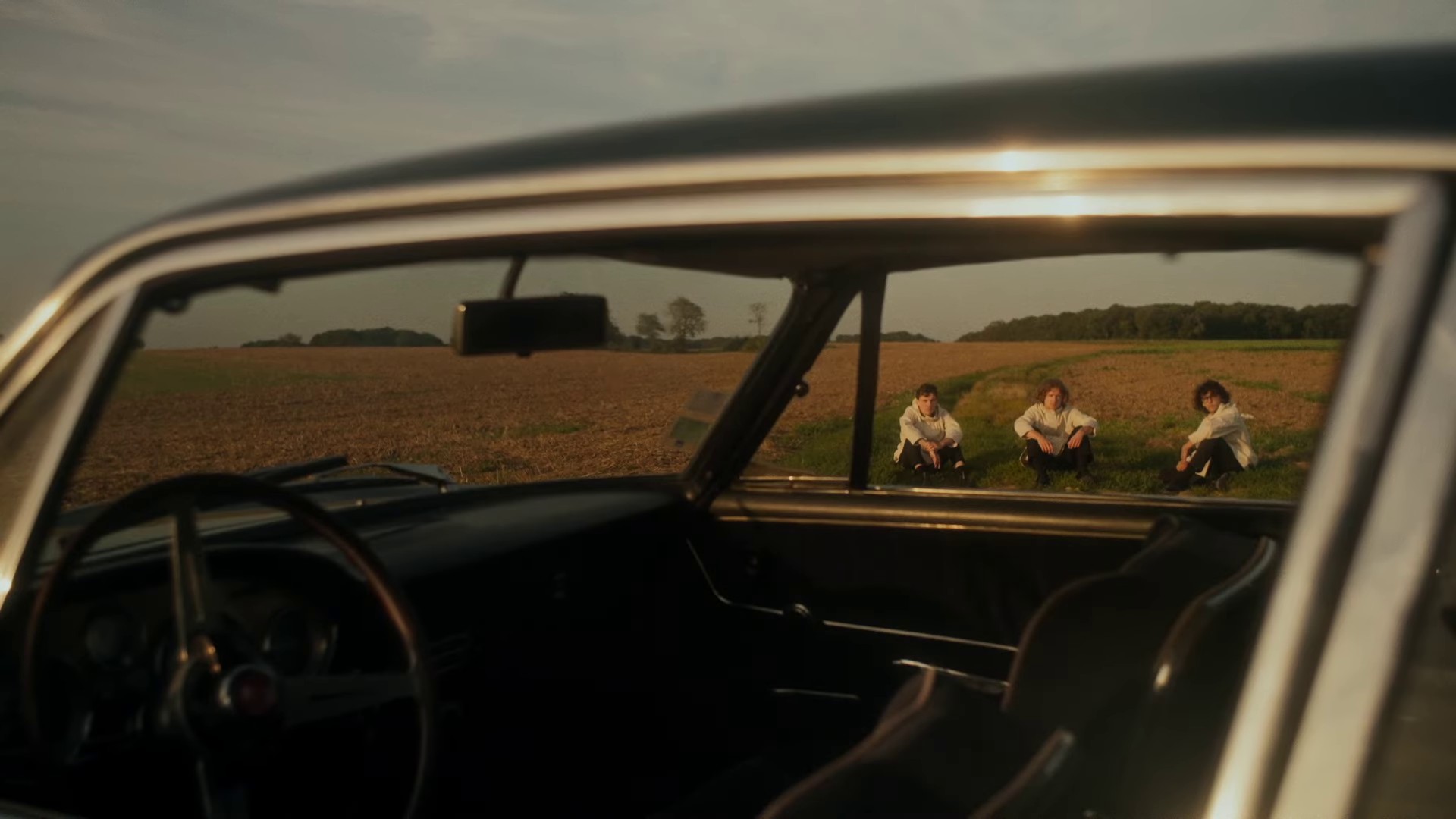 HORNS (2023) —  shot,  lighting