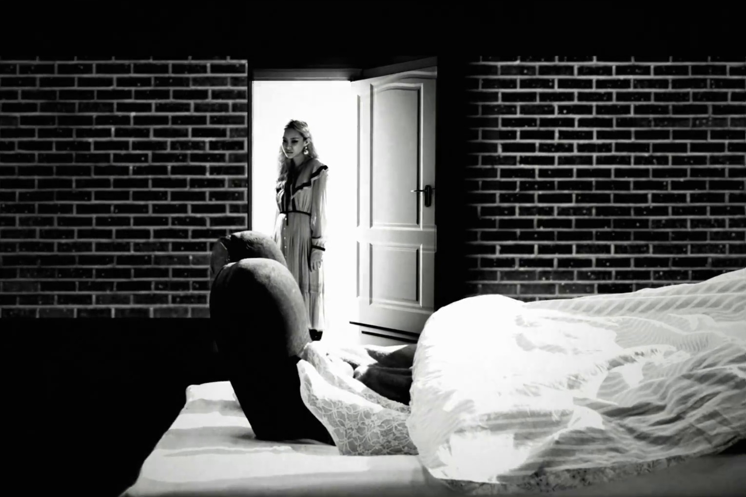 Jenga  (2018) —  shot,  lighting