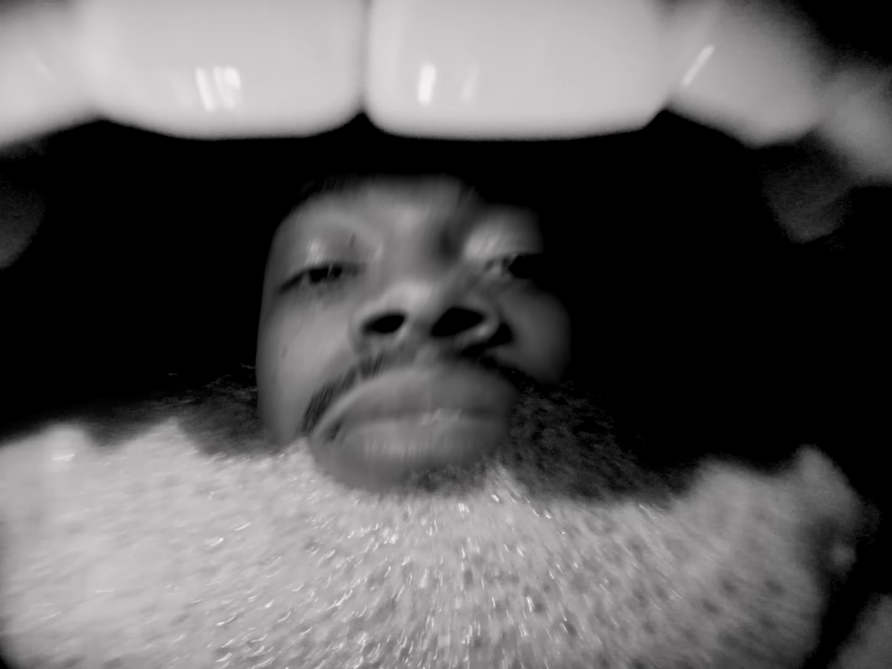 poser (2025) —  shot,  lighting