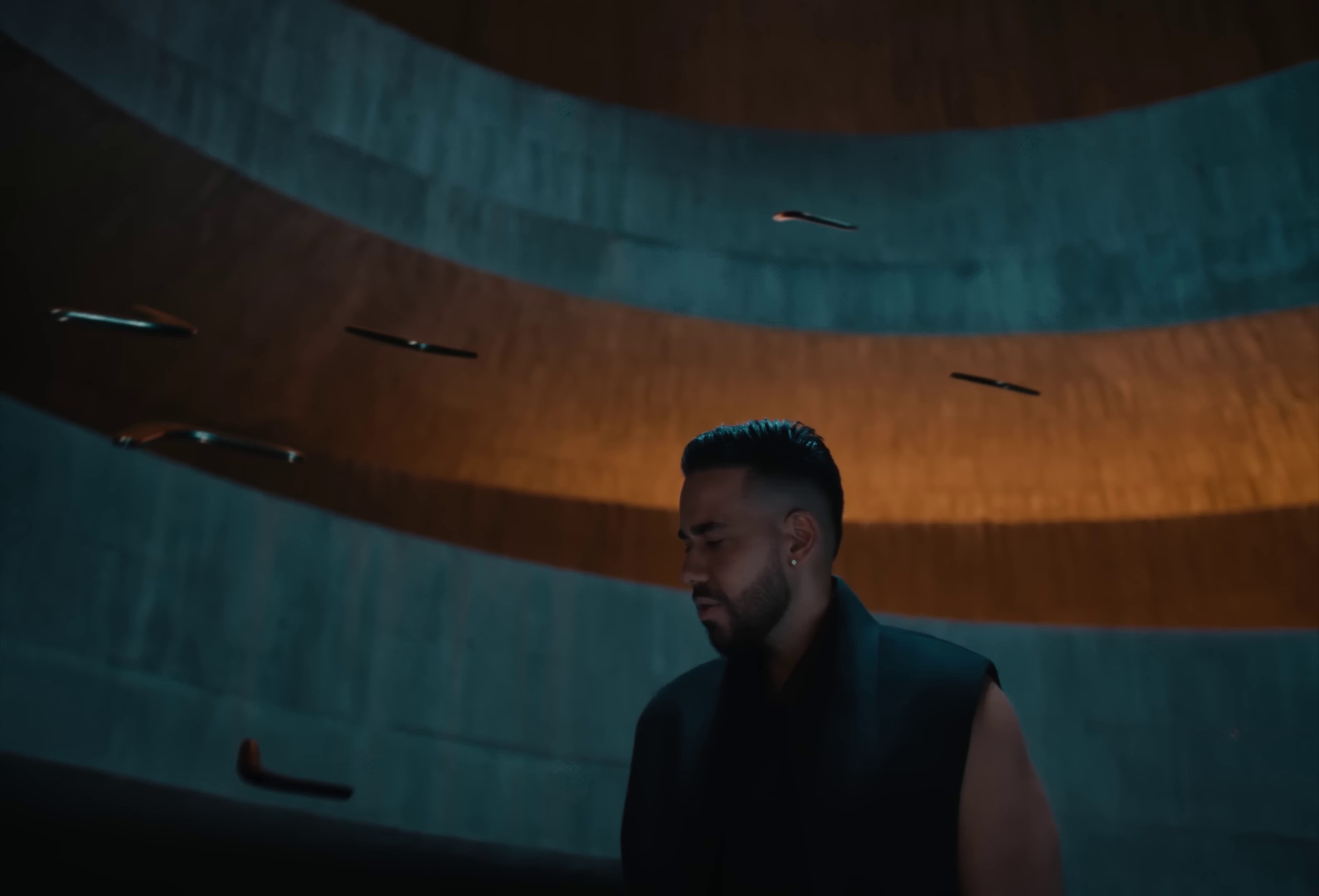Boomerang (2023) —  shot,  lighting