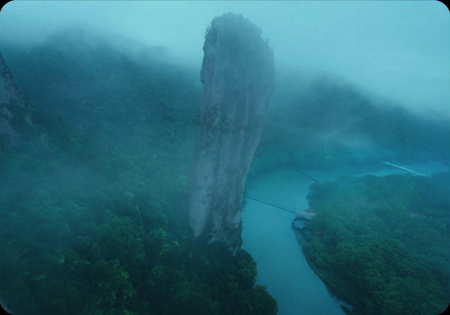 LANCÔME — THE BLOOMING LEGEND (2024) —  shot,  lighting