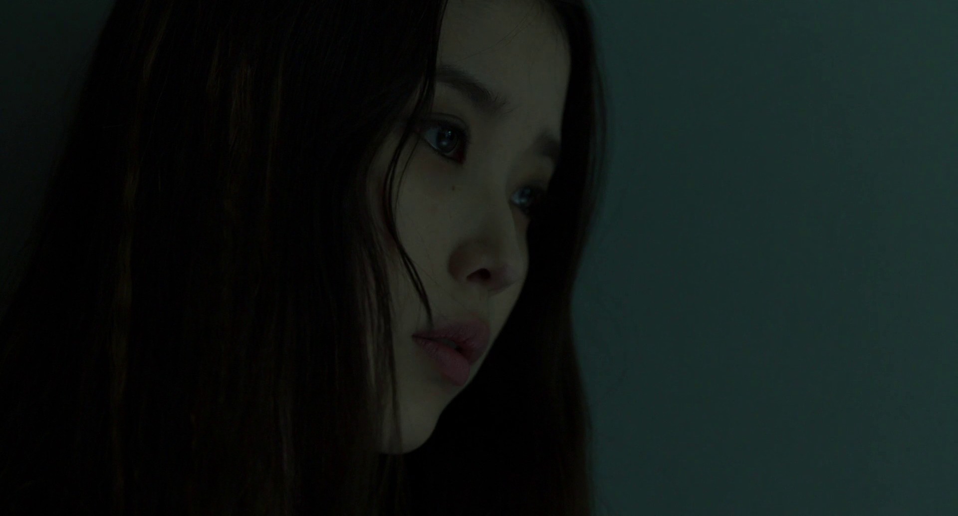 Broker (2023) —  shot,  lighting