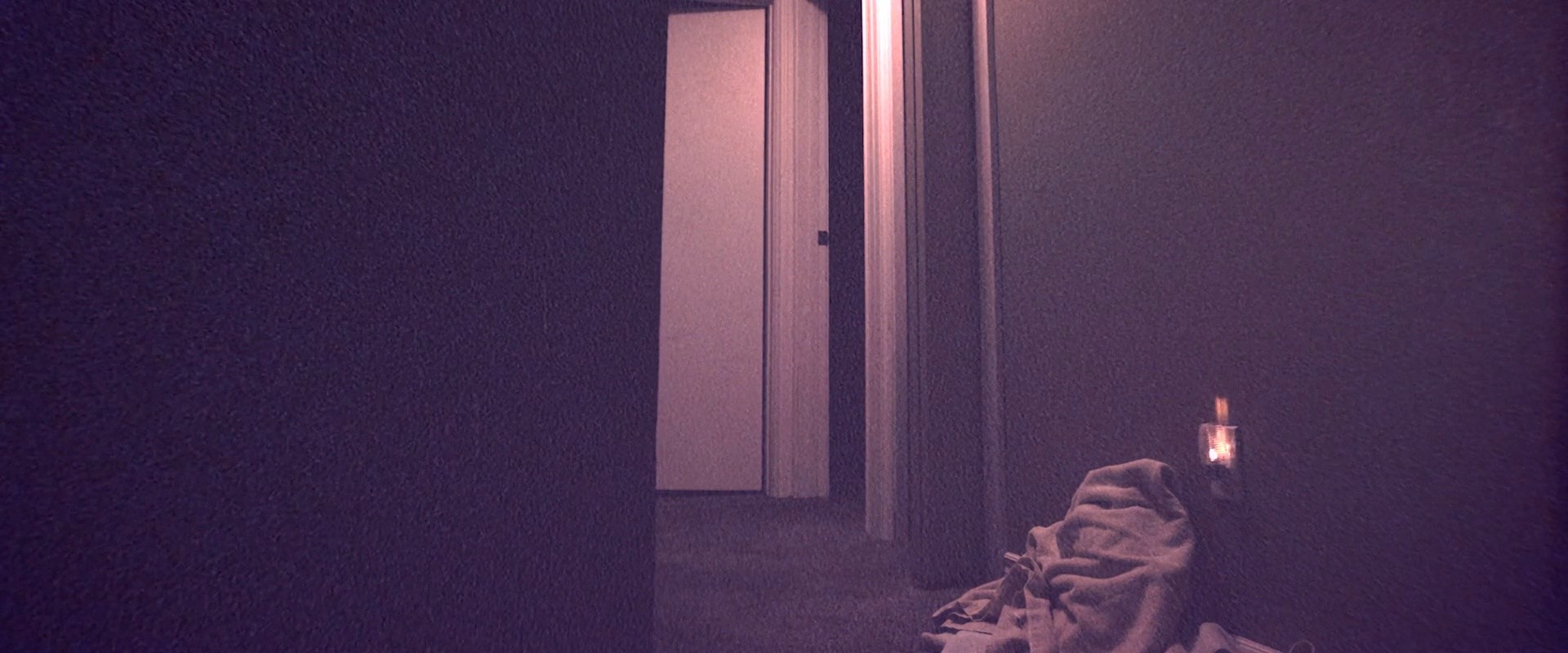 Skinamarink (2023) —  shot,  lighting