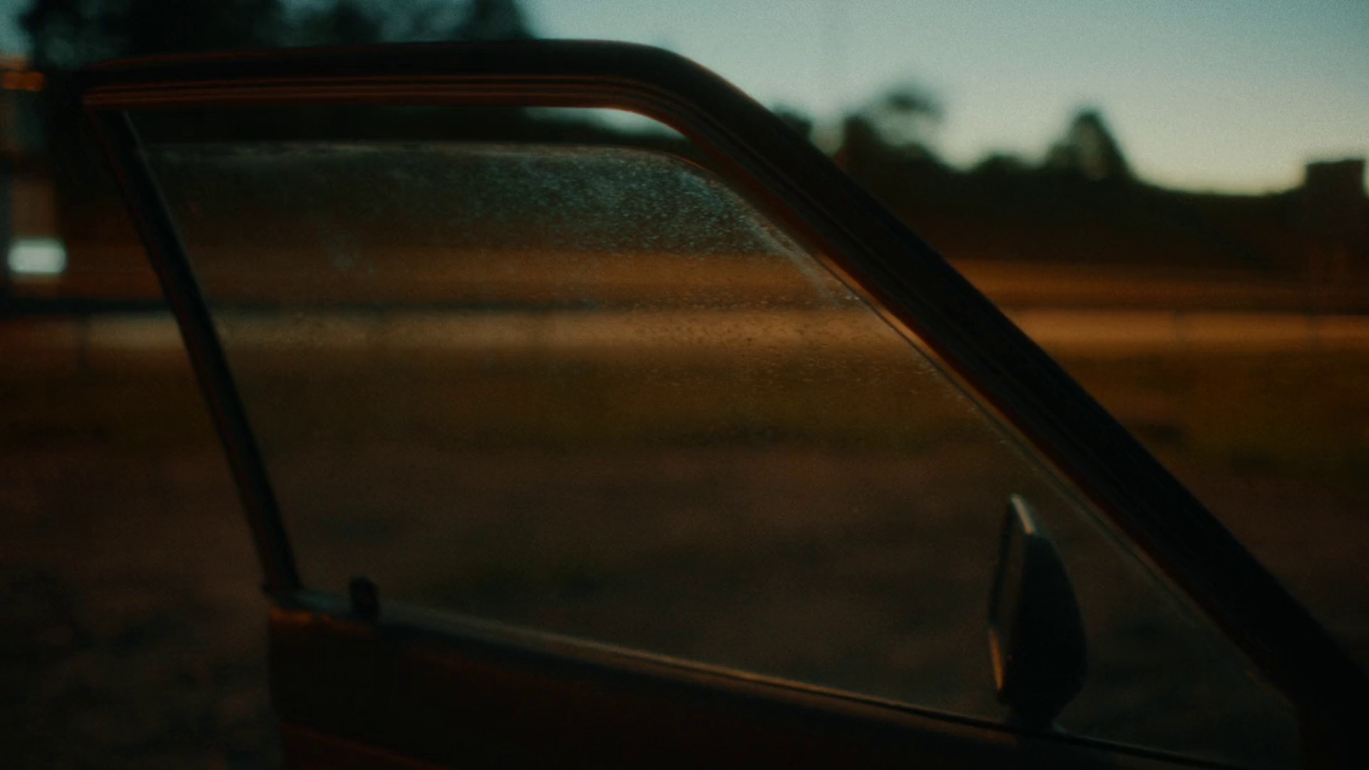 Only when you’re asleep (2021) —  shot,  lighting