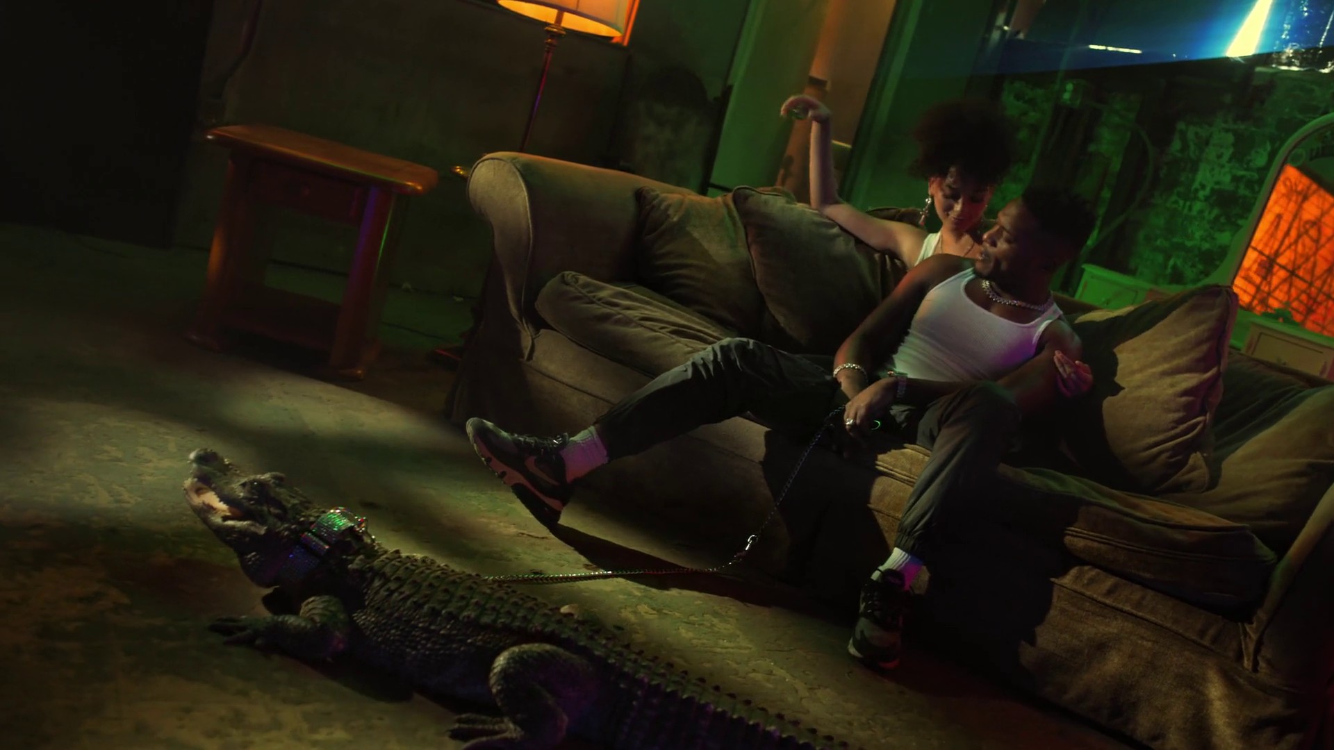 Bâtiment (2019) —  shot,  lighting