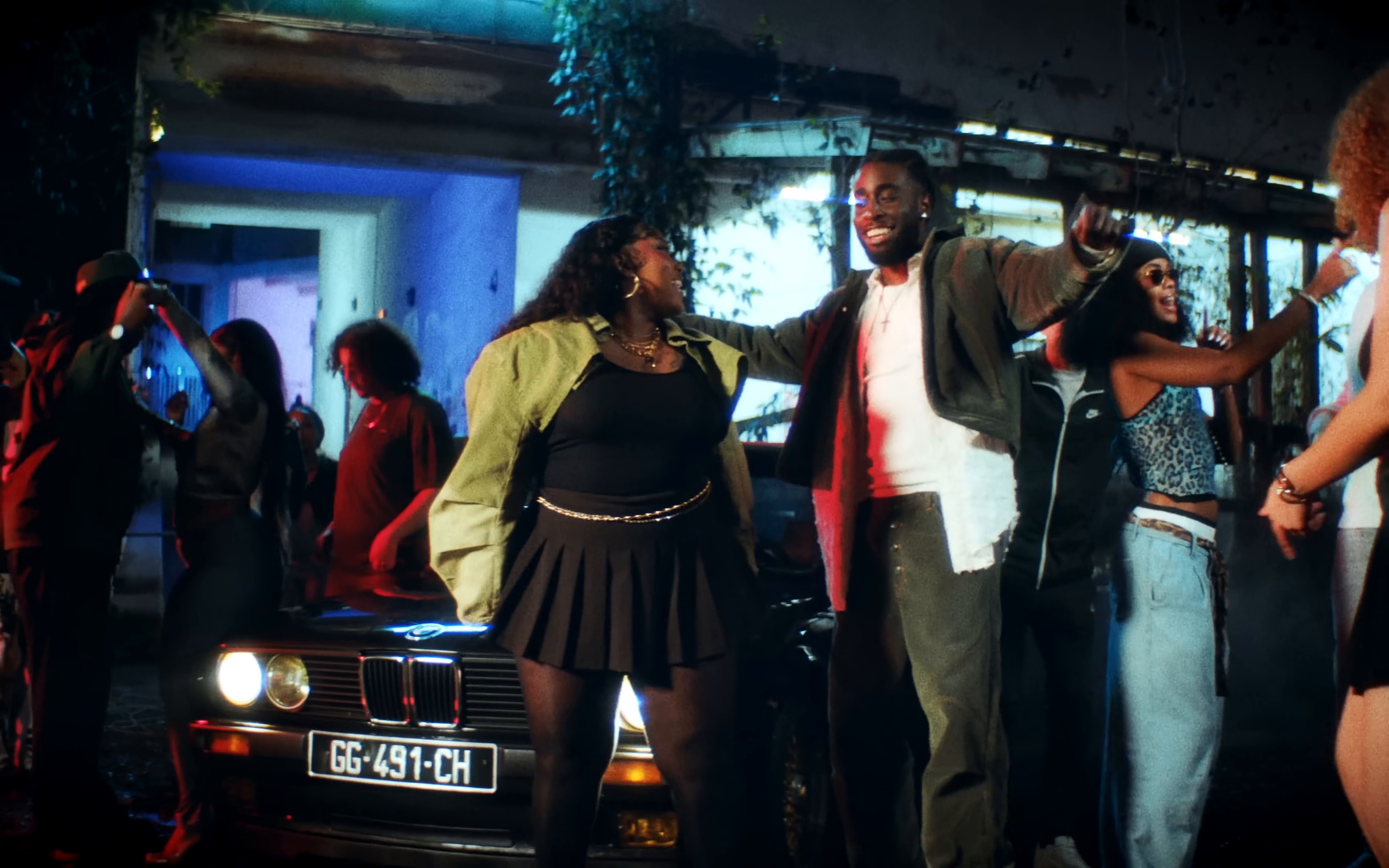 Aime comme ça (la cité) (2025) —  shot,  lighting