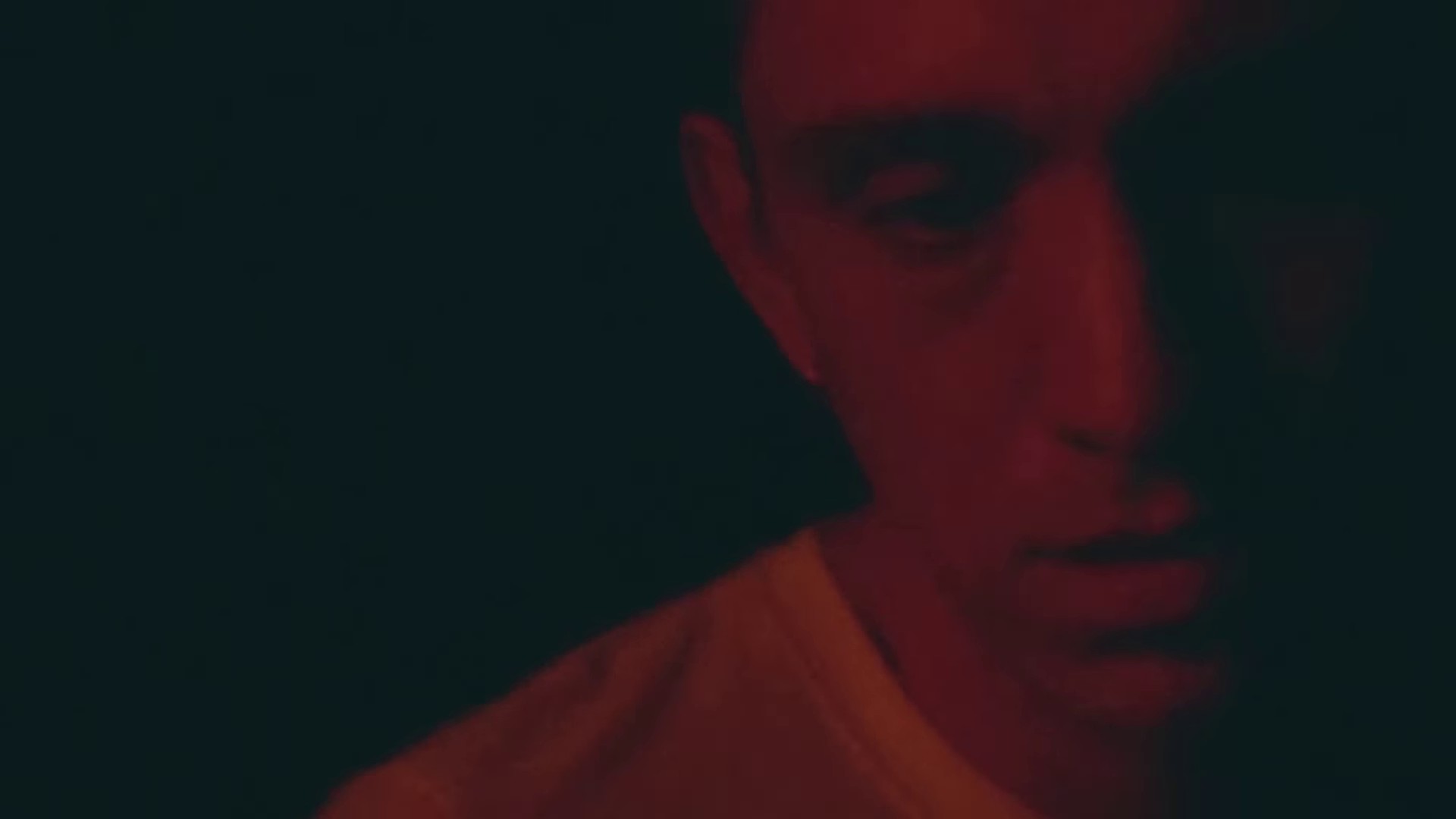 GMT (Jamie xx Remix) (2022) —  shot,  lighting