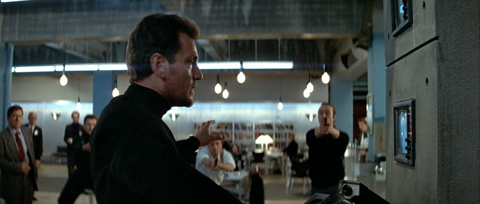 Nikita (1990) —  shot,  lighting