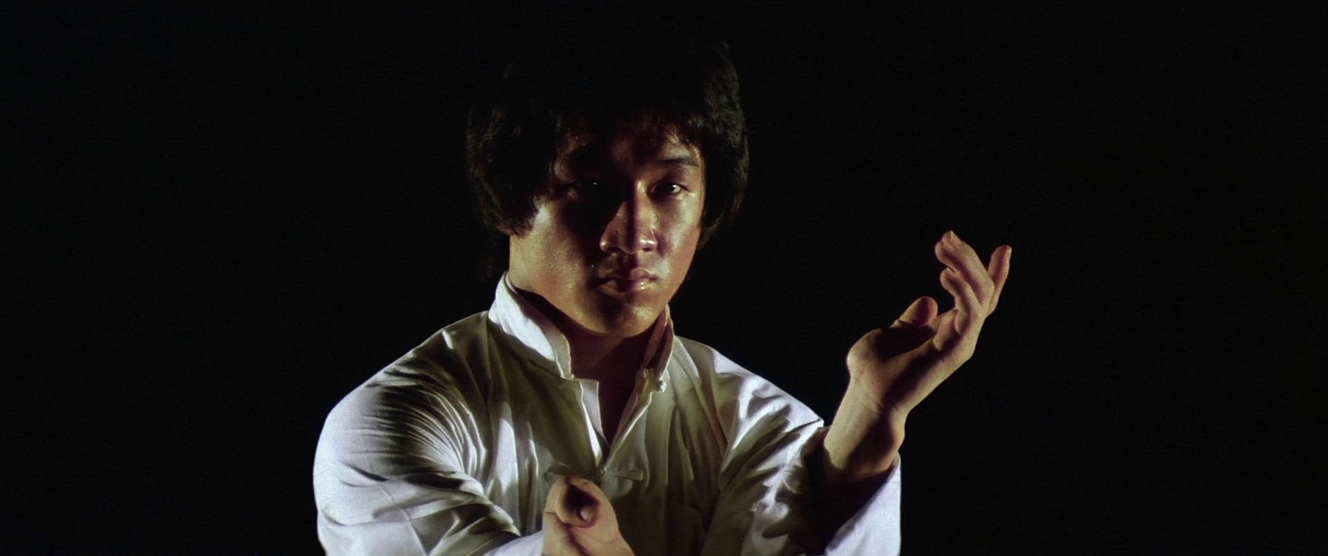 Shaolin Wooden Men (1976) —  shot,  lighting