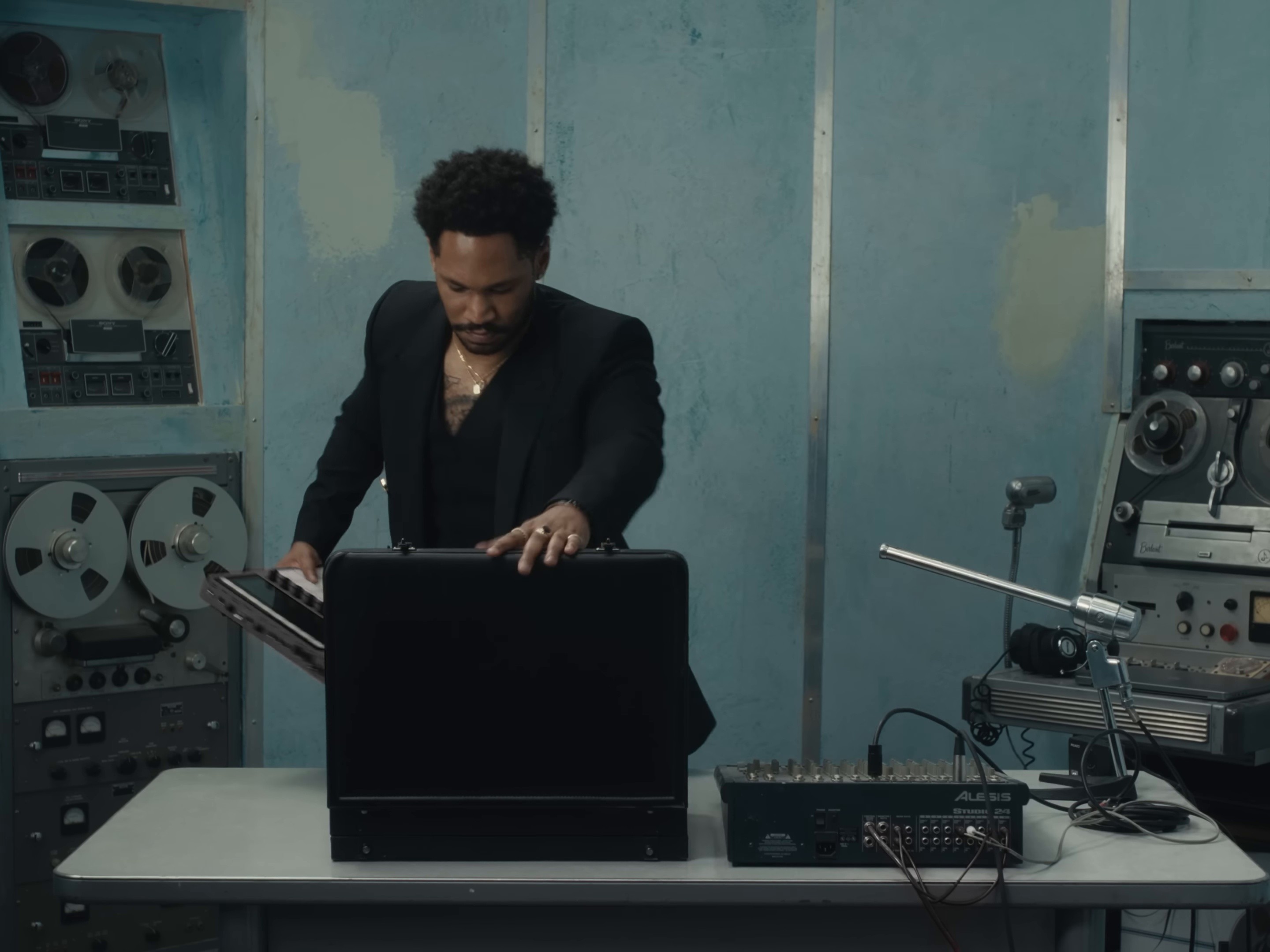 Witchy (2024) —  shot,  lighting