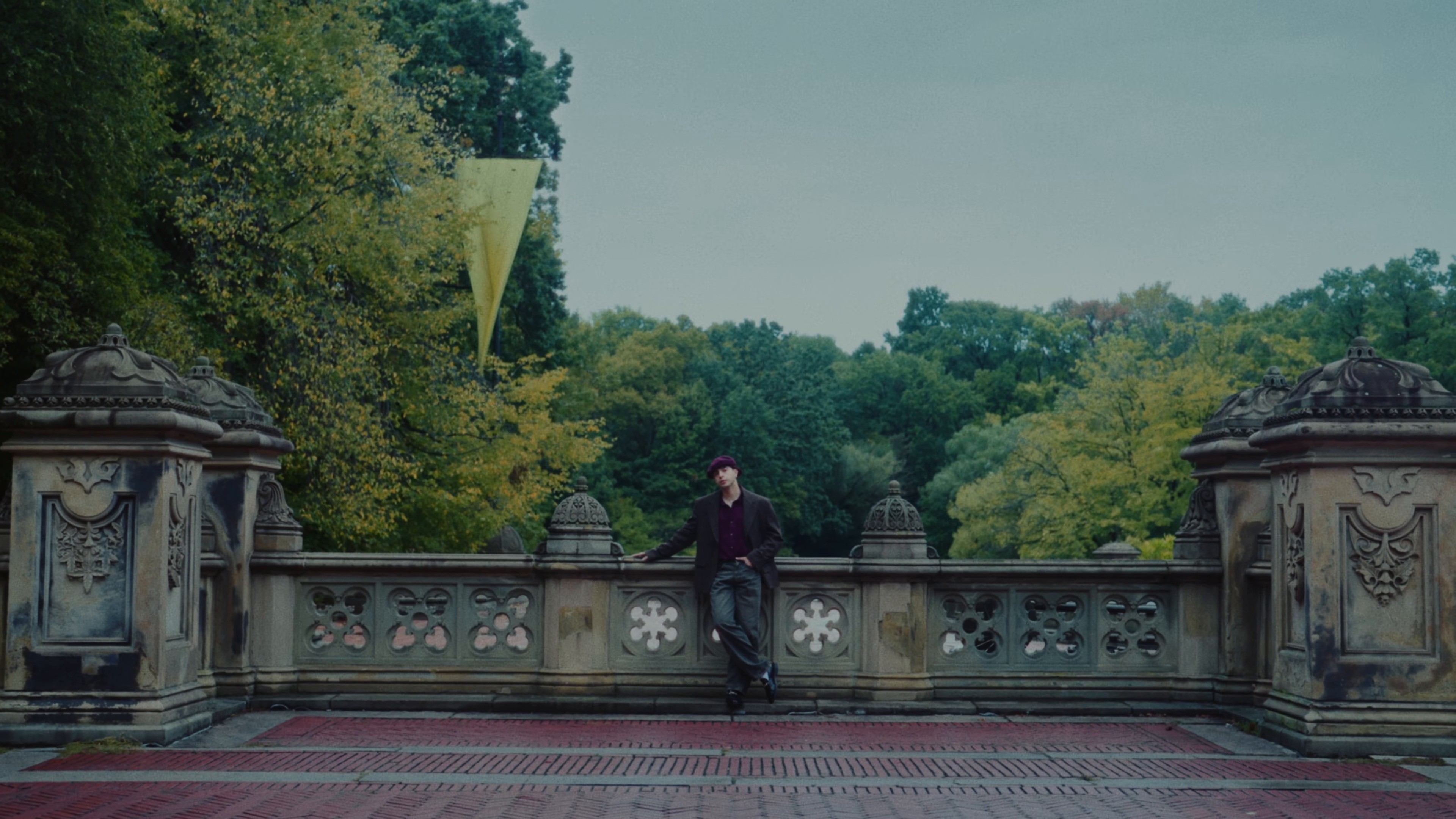 Mía (2025) —  shot,  lighting