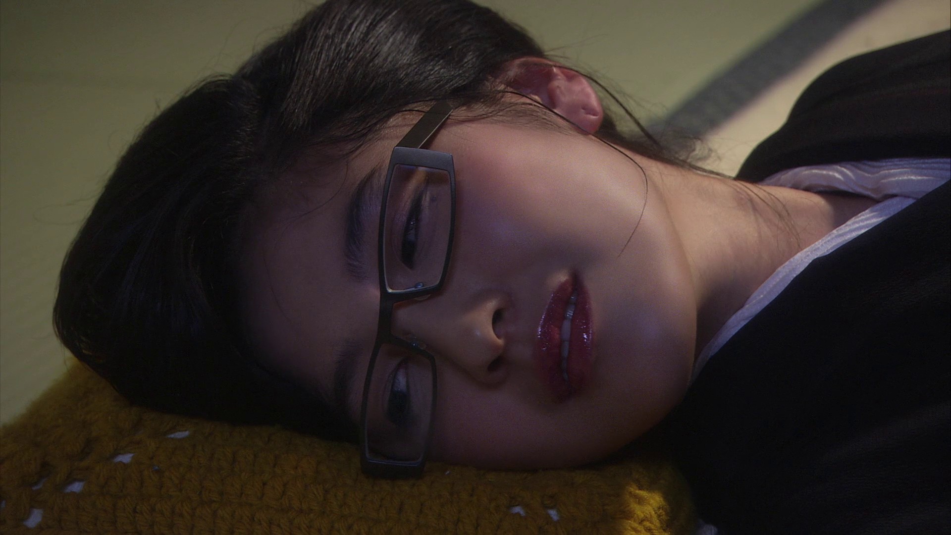 The warped forest (2011) —  shot,  lighting