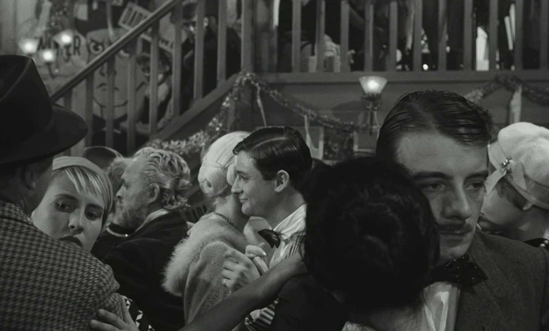 Montparnasse 19 (1958) —  shot,  lighting