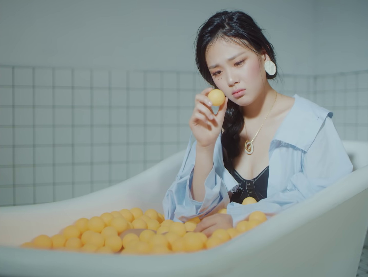 BINU (2019) —  shot,  lighting