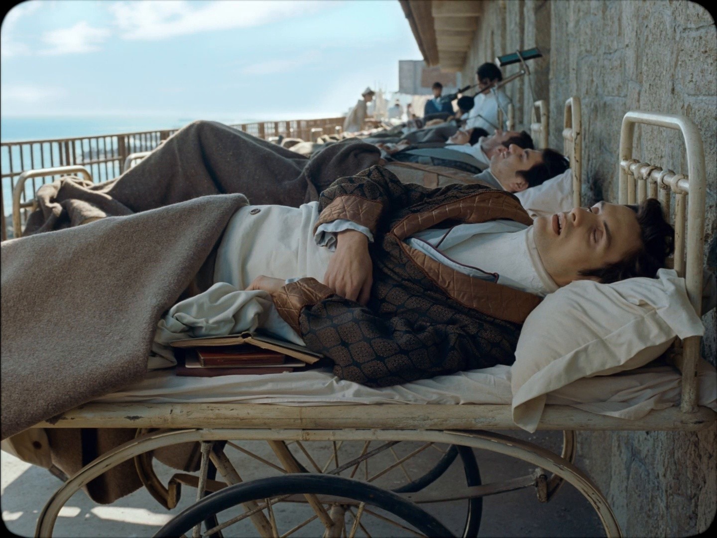 Scarred Hearts (2017) —  shot,  lighting