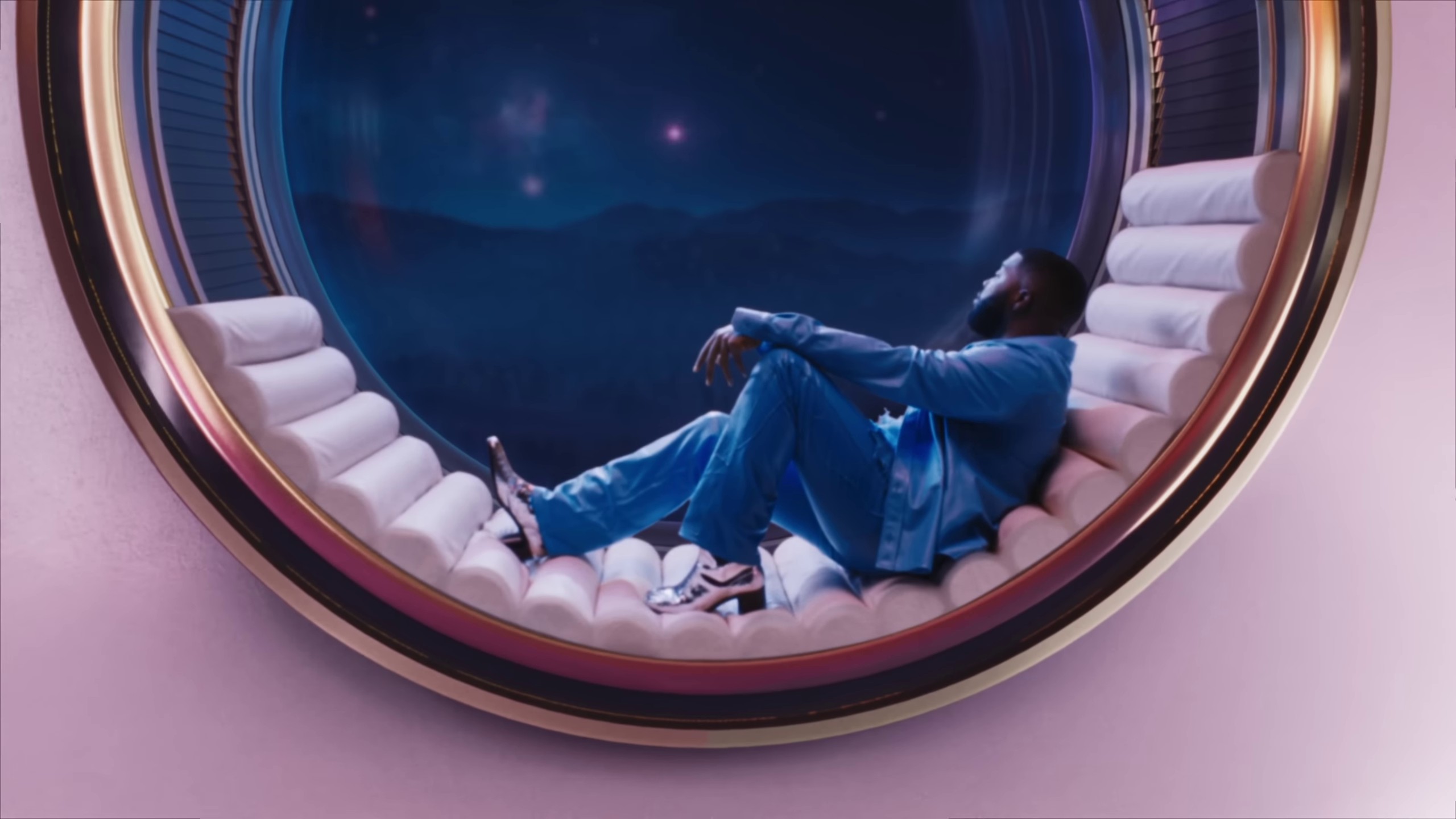 Satellite (2022) —  shot,  lighting