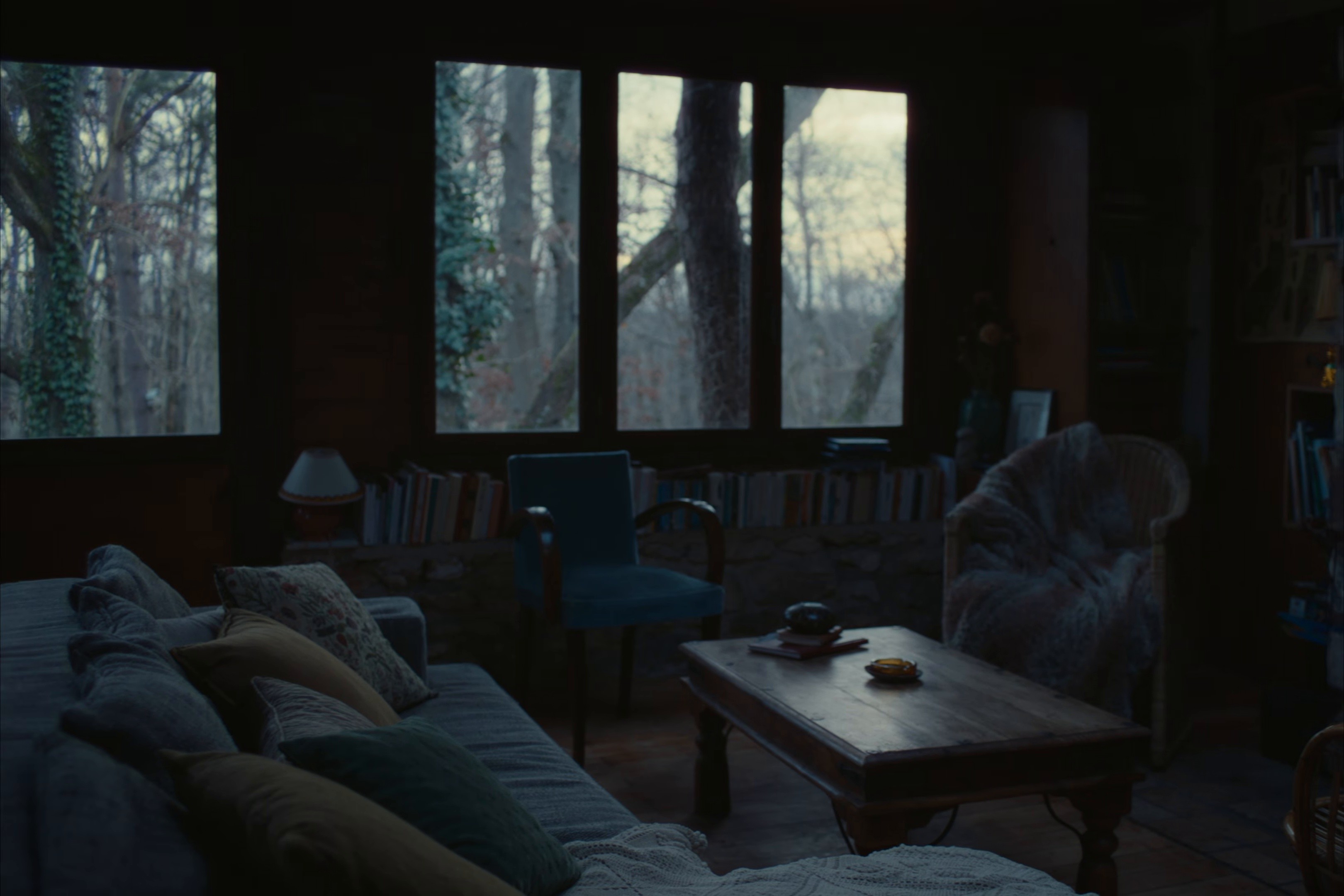 Feel So Good Around U (2026) —  shot,  lighting