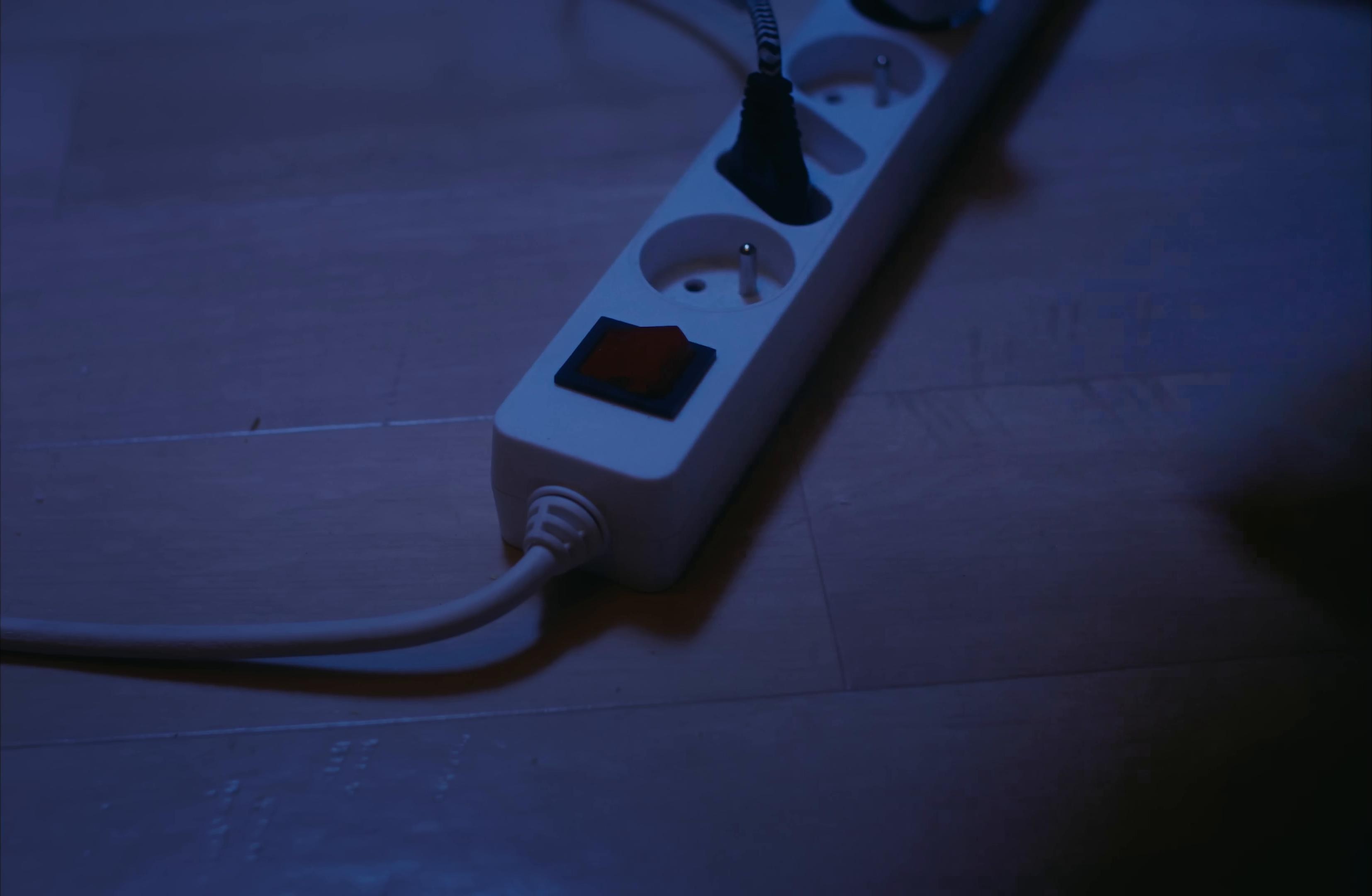 Les démons de minuit (2024) —  shot,  lighting