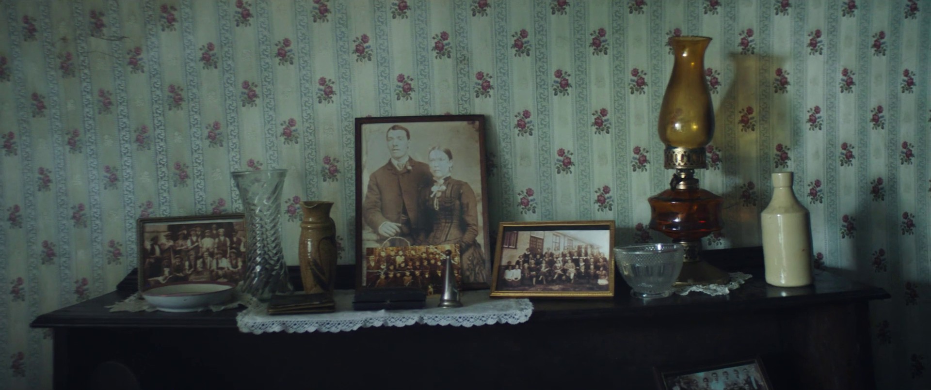 Pleader (2017) —  shot,  lighting