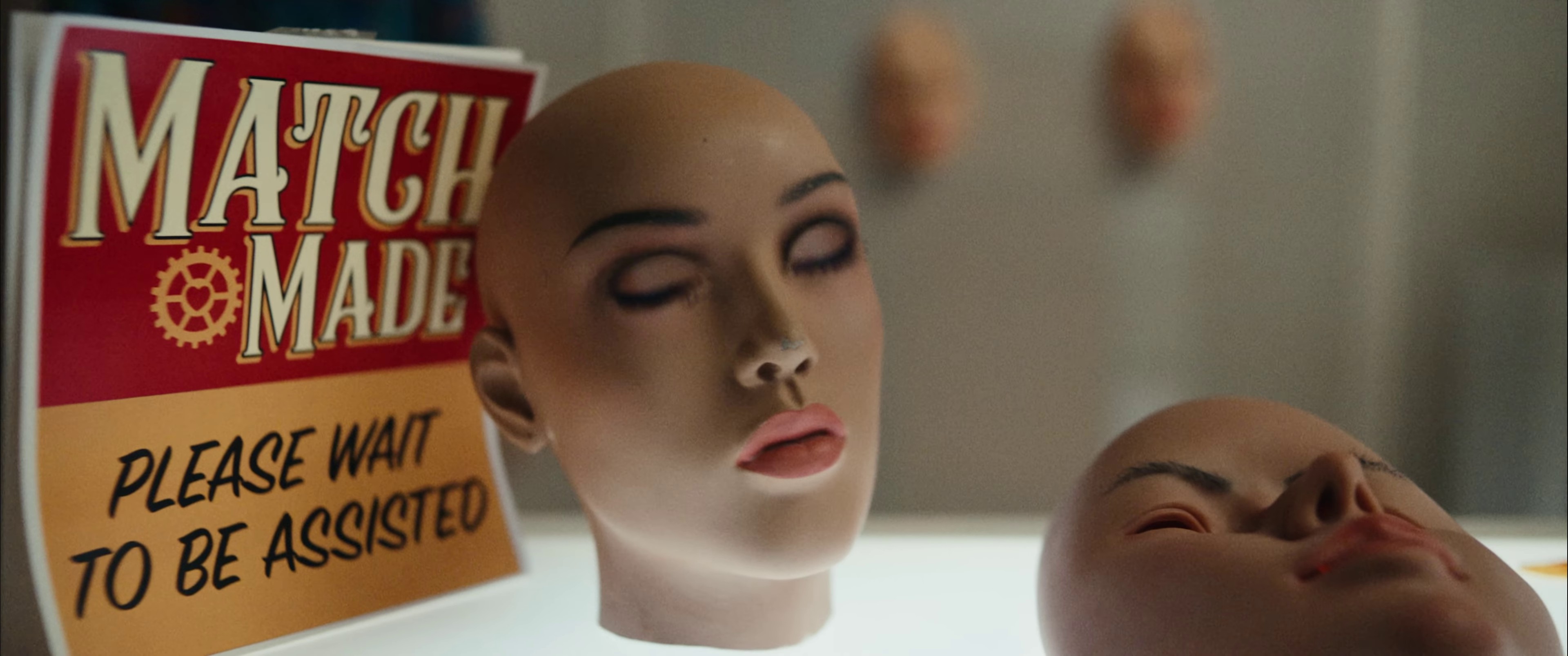 Build a b*tch  (2021) —  shot,  lighting