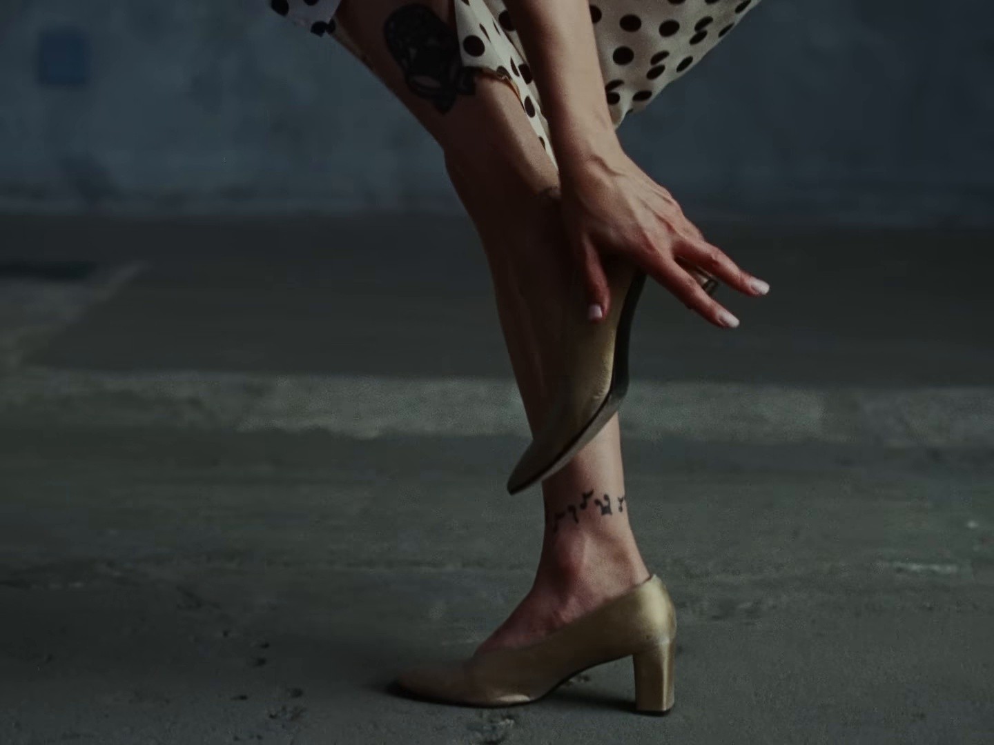 Braveface (2025) —  shot,  lighting