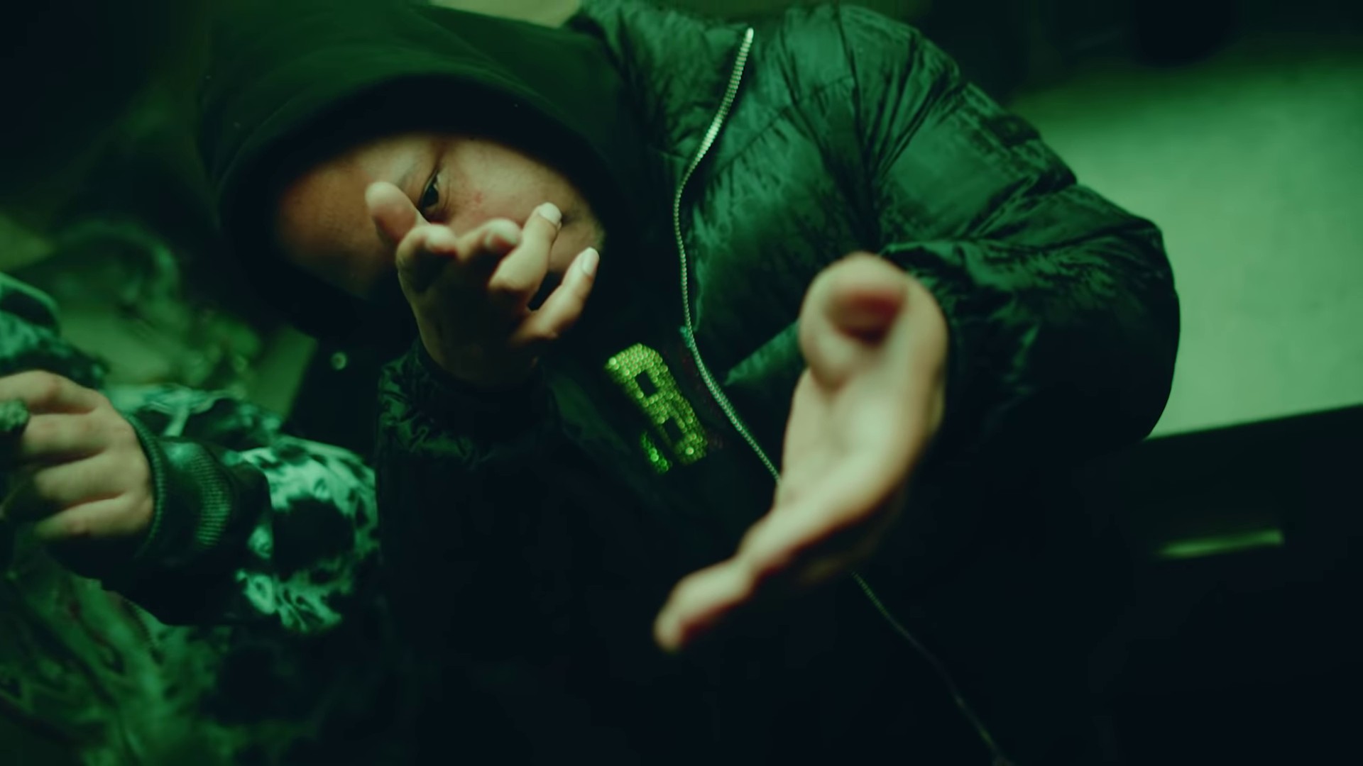 Chinese K (2021) —  shot,  lighting