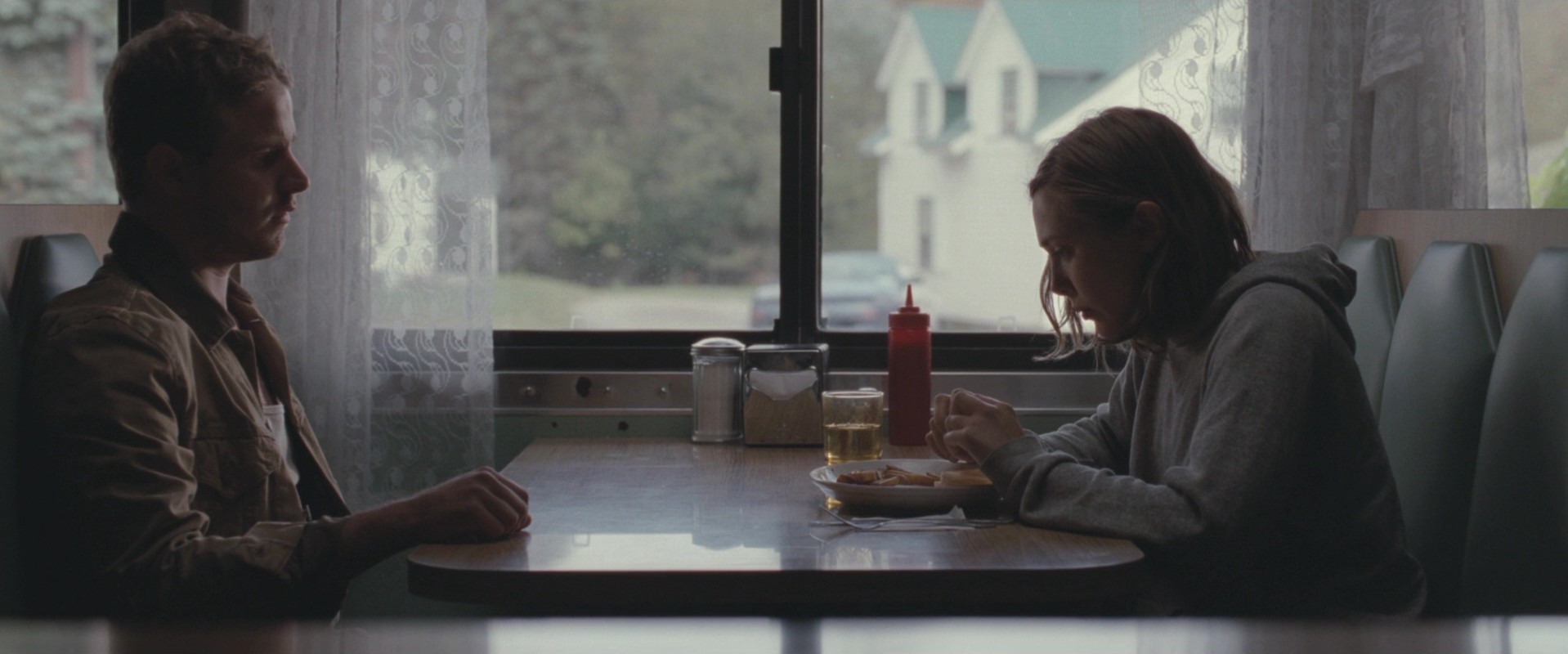 Martha Marcy May Marlene (2011) —  shot,  lighting