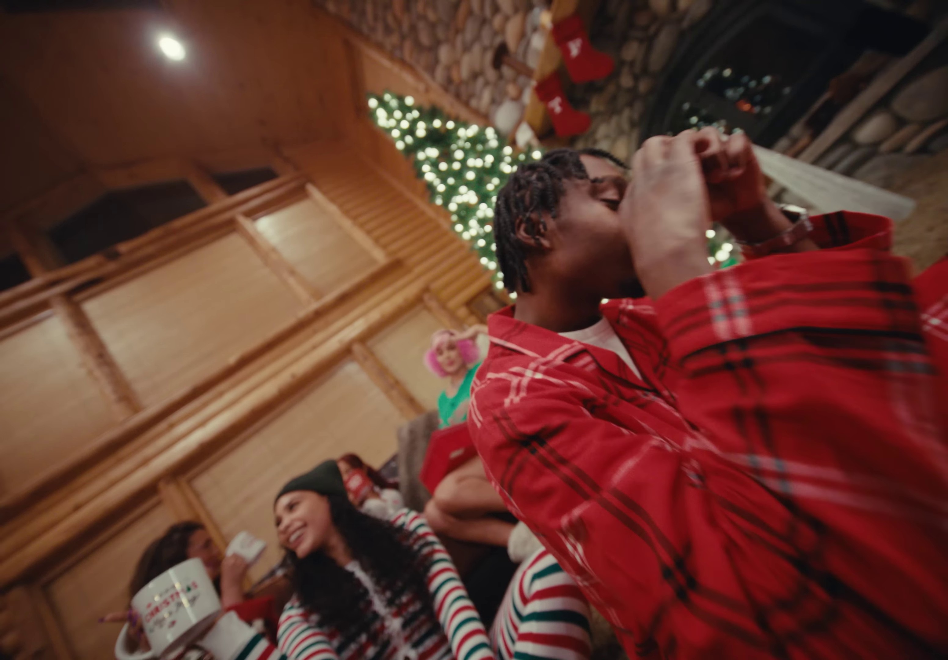 Last Christmas (2023) —  shot,  lighting