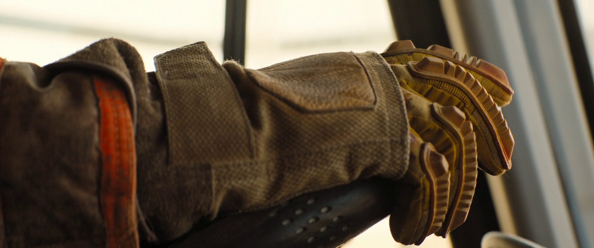 Finch (2021) —  shot,  lighting