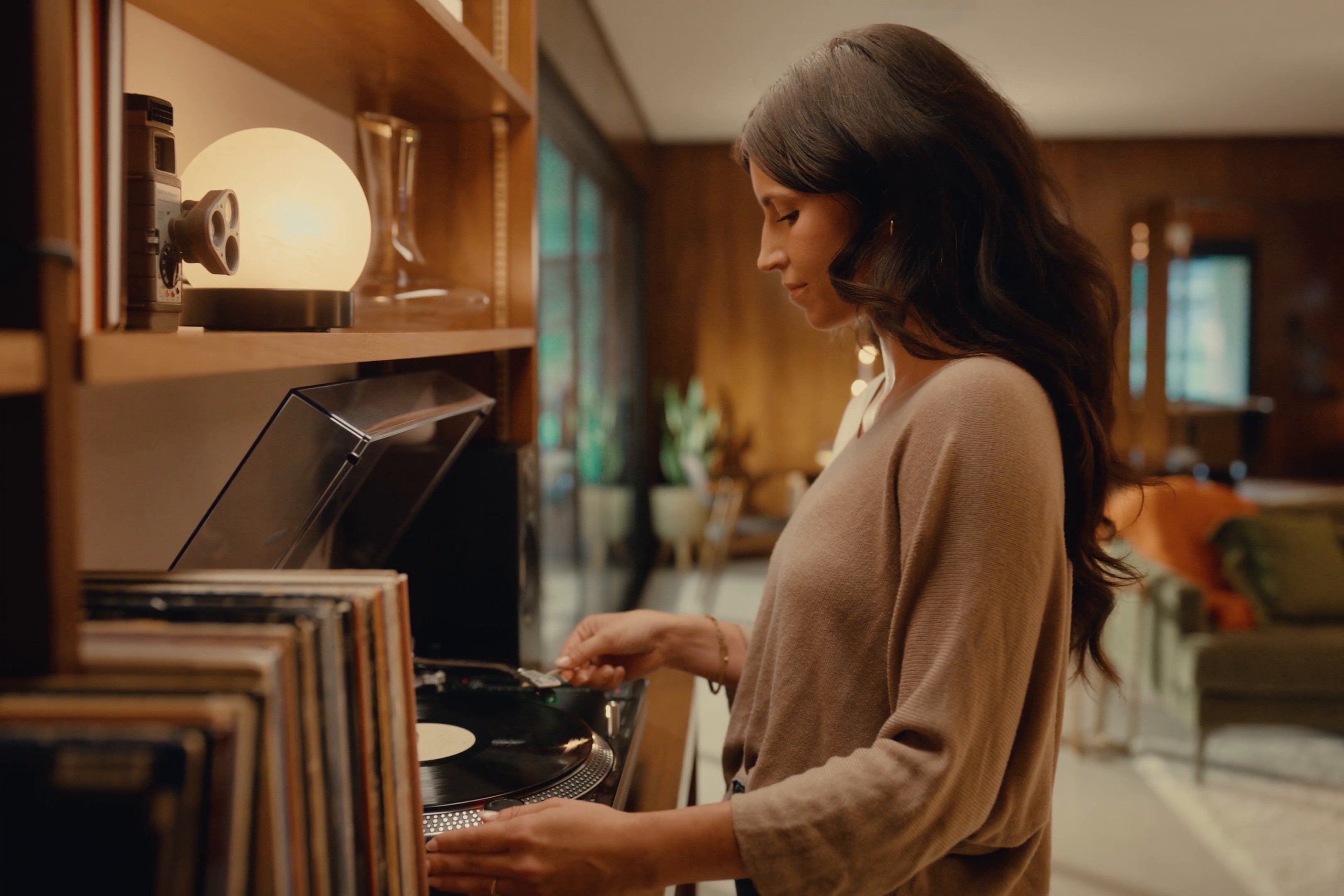 'Teddi's Place' #MadeinPeerspace (2024) —  shot,  lighting