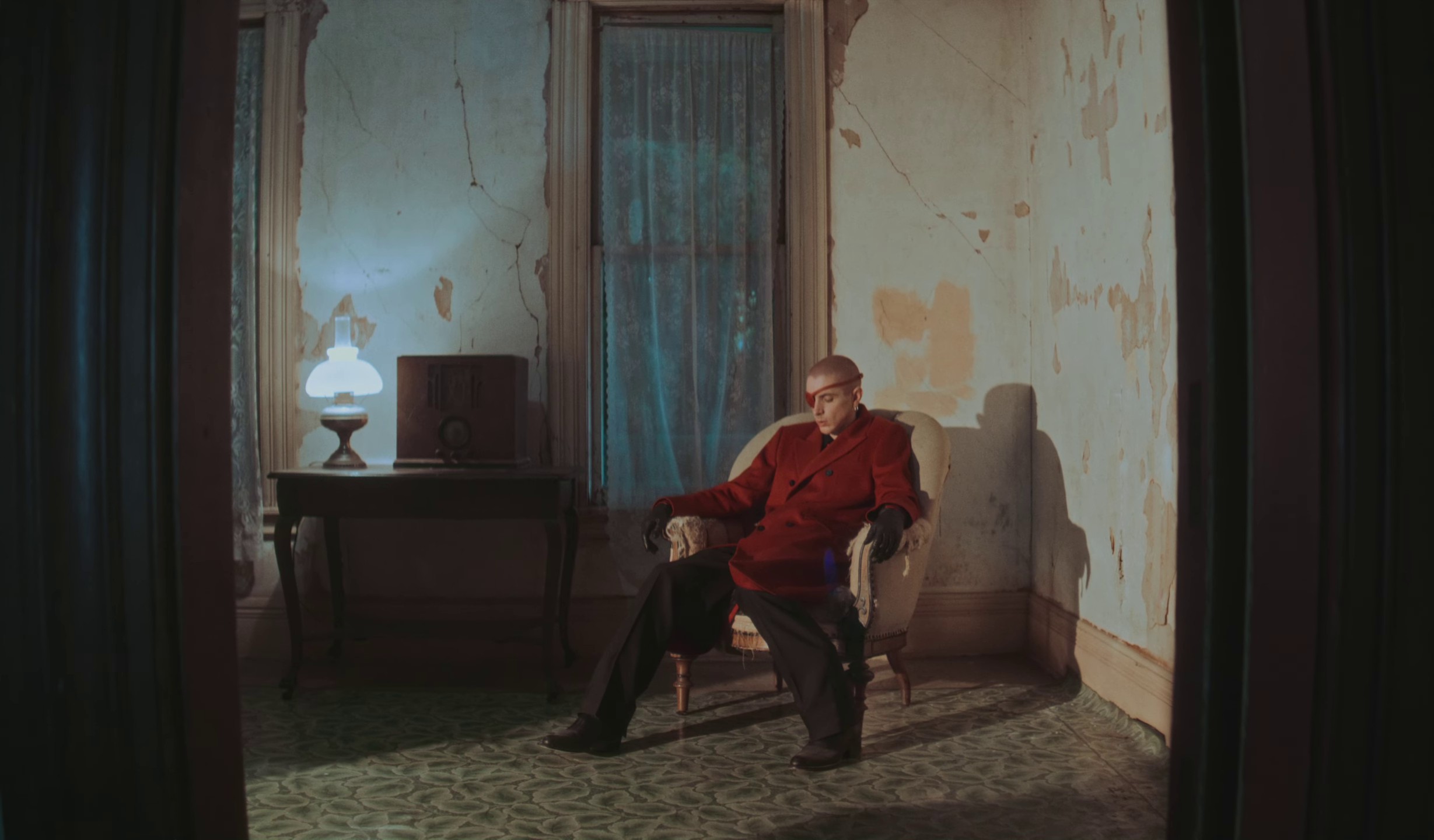 Lucy Takes a Picture (2024) —  shot,  lighting