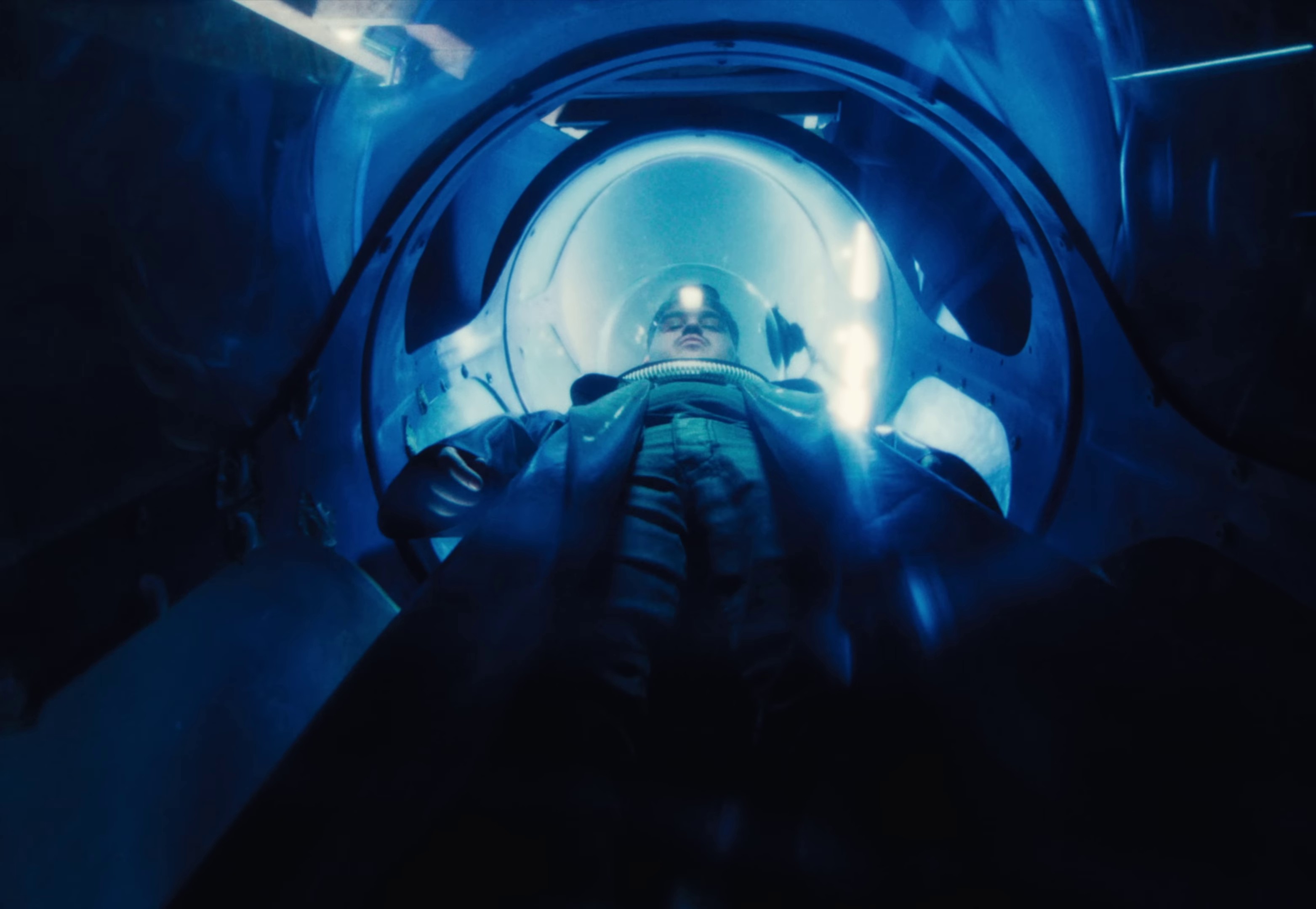 Riot & Set it off (2024) —  shot,  lighting