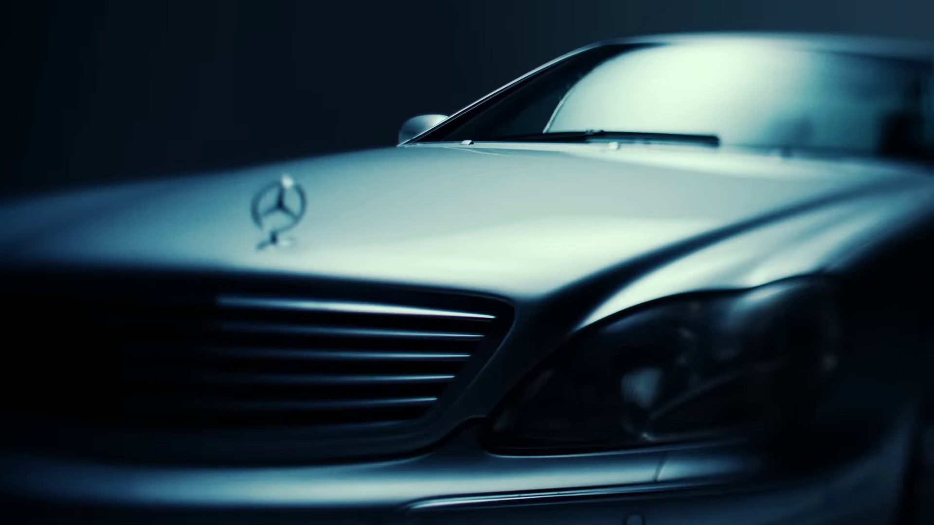 seul tout (2022) —  shot,  lighting