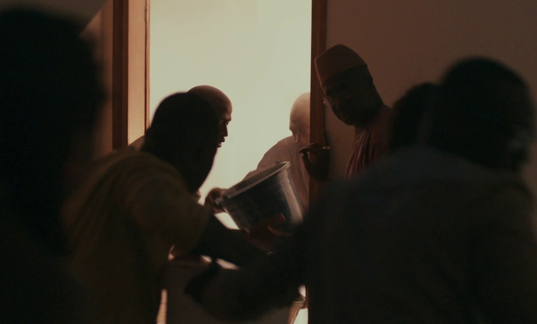 Atlantics (2019) —  shot,  lighting