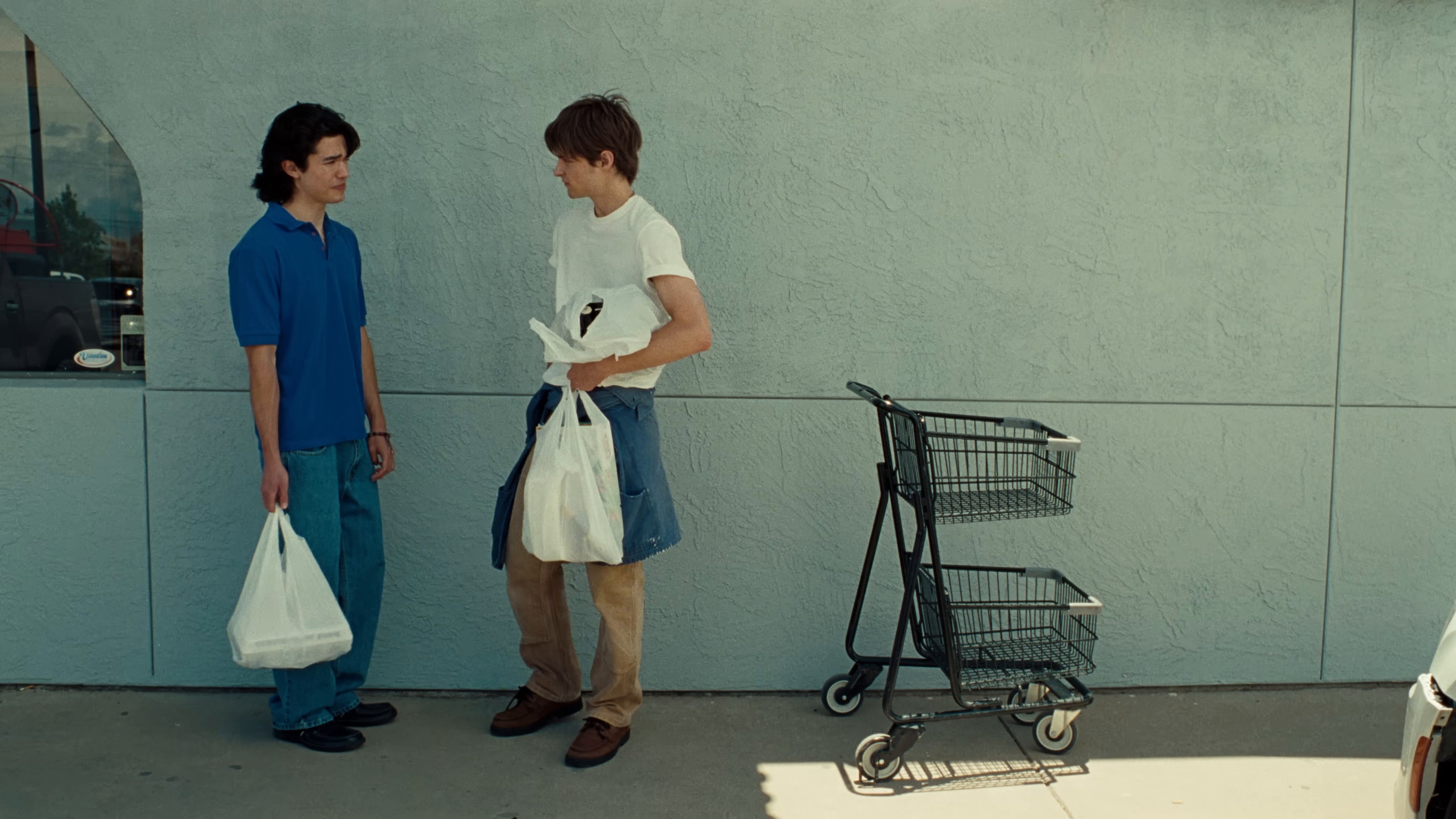 Caramel  (2025) —  shot,  lighting