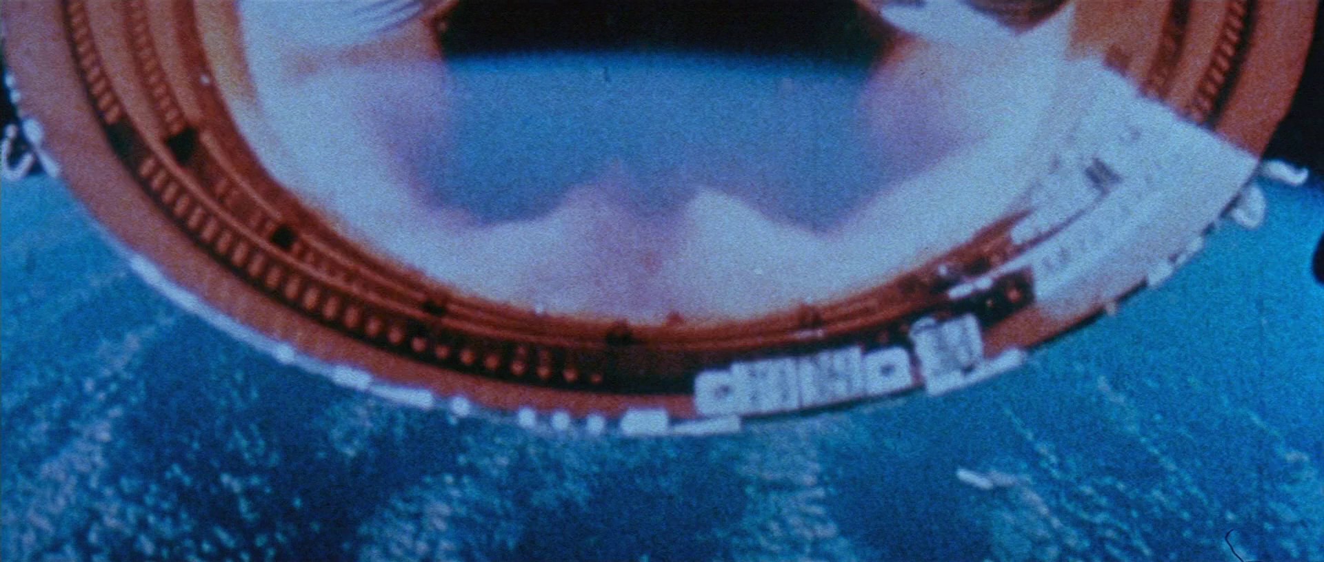 The Man Who Fell to Earth (1976) —  shot,  lighting