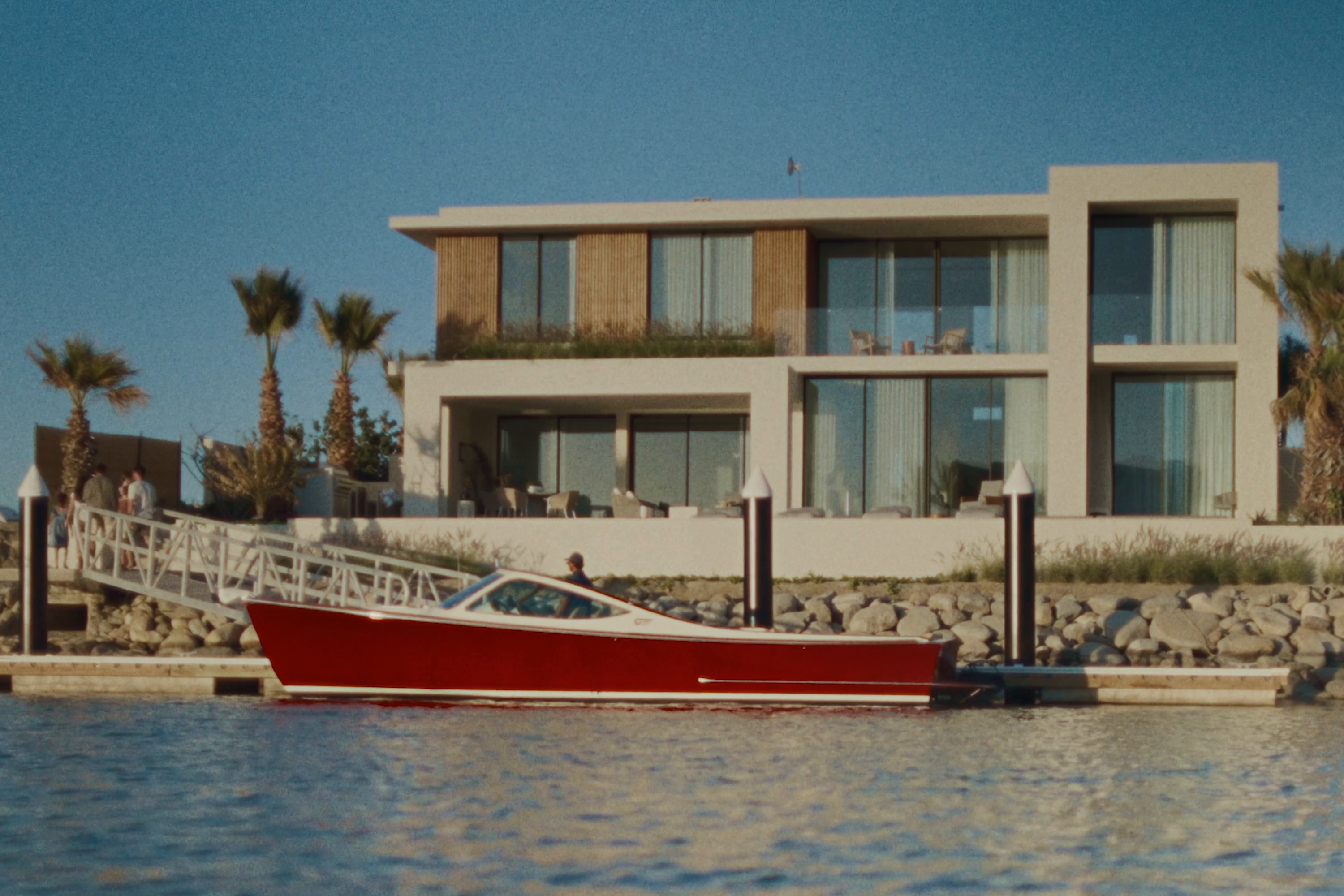 Costa Palmas (2024) —  shot,  lighting