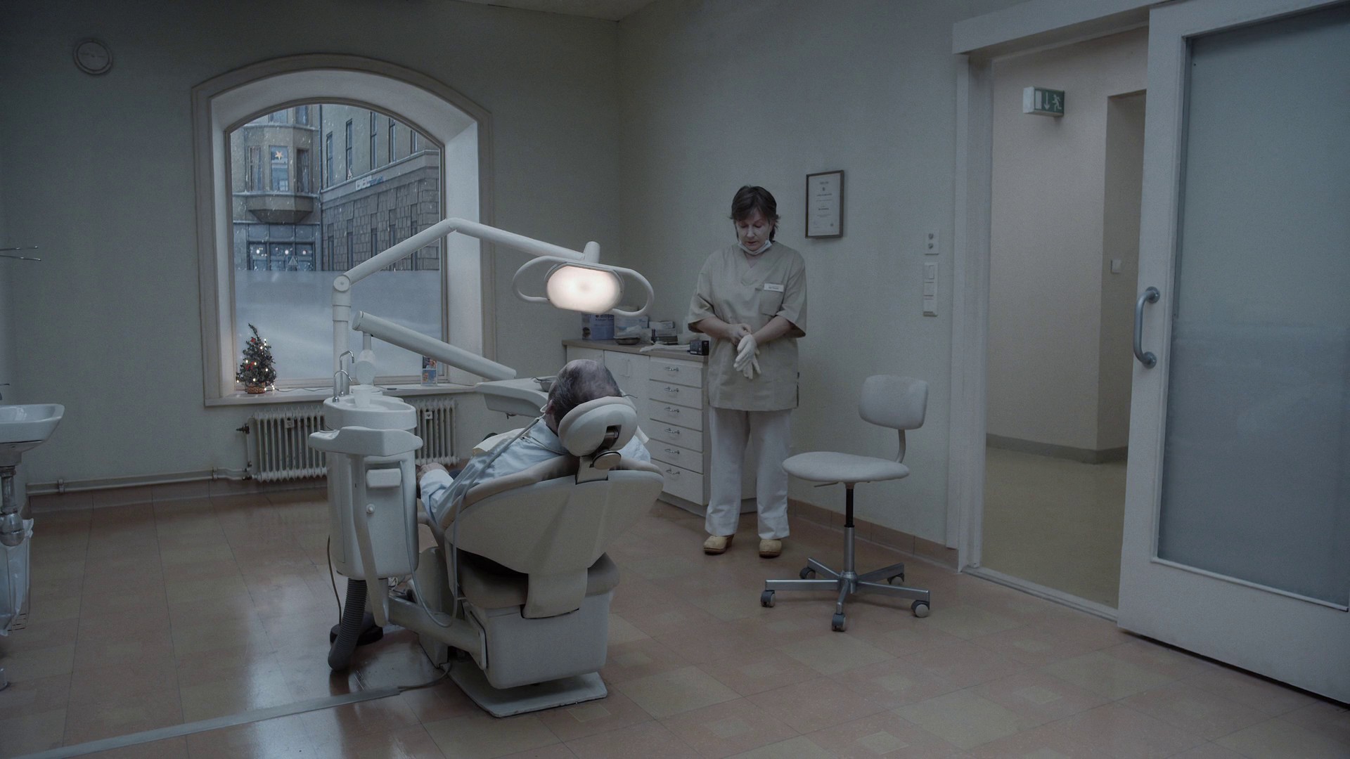 About Endlessness (2019) —  shot,  lighting