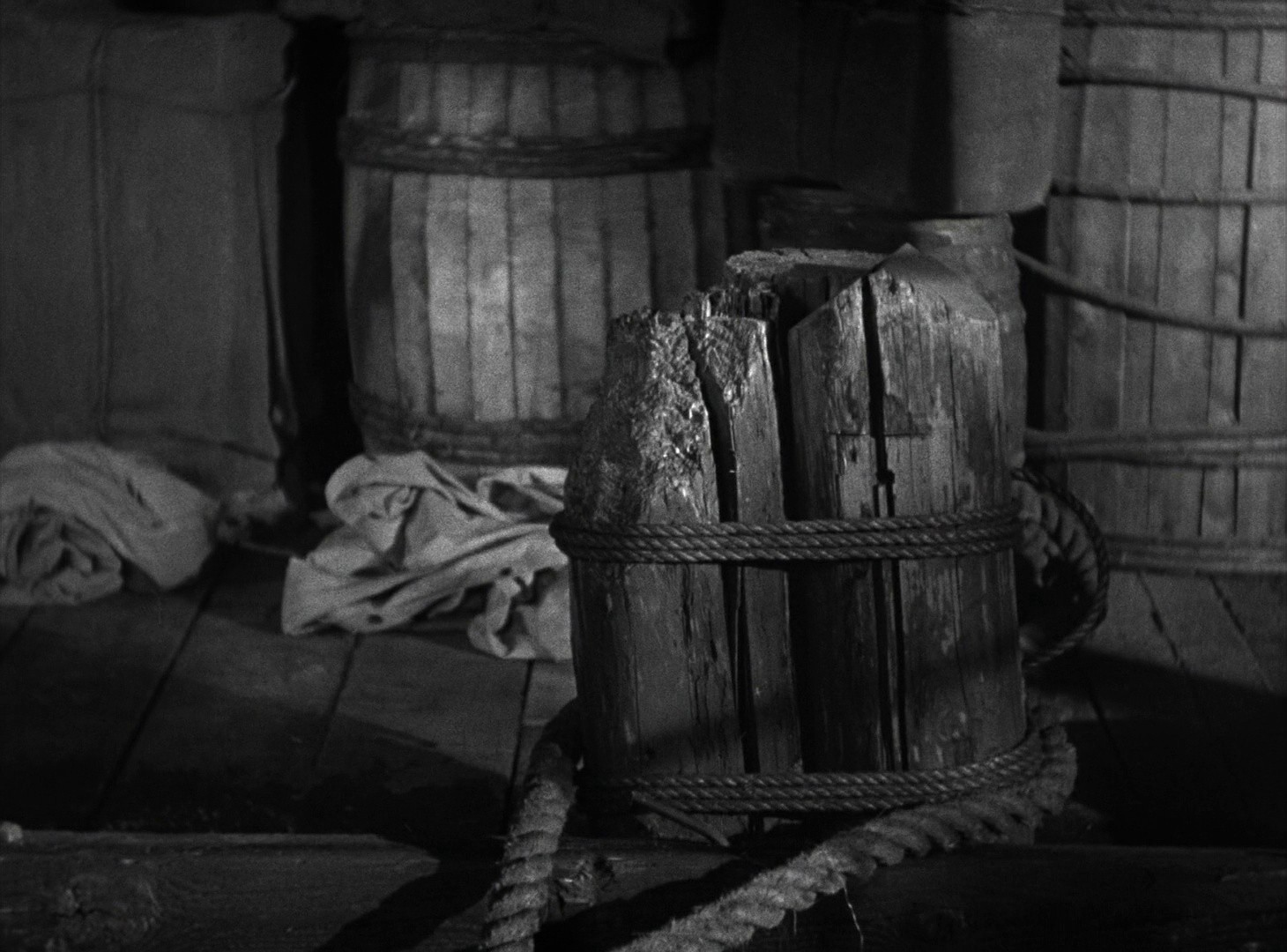 Dracula (1932) —  shot,  lighting