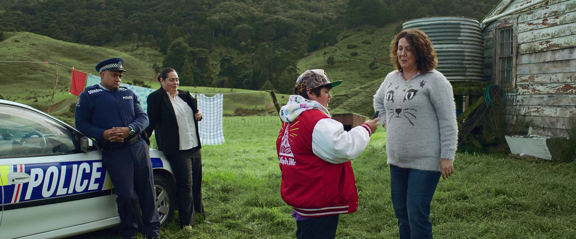 Hunt for the Wilderpeople (2016) —  shot,  lighting