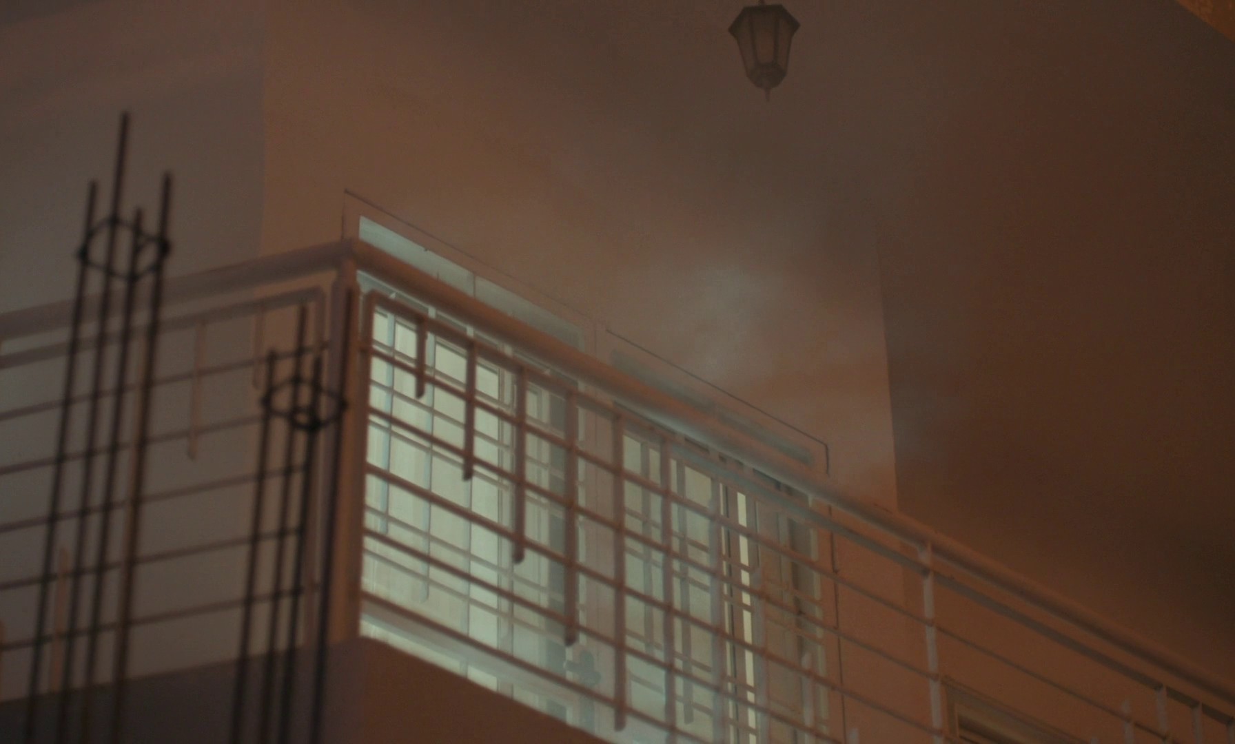 Atlantics (2019) —  shot,  lighting