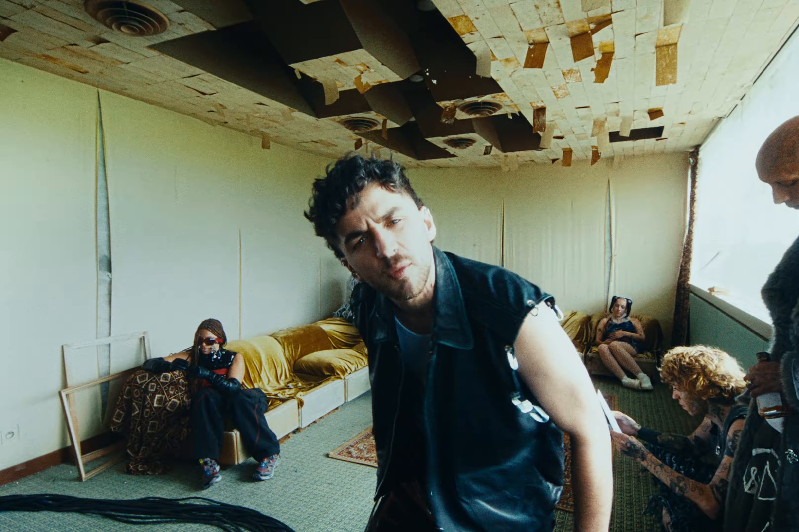 MERRICK (2024) —  shot,  lighting