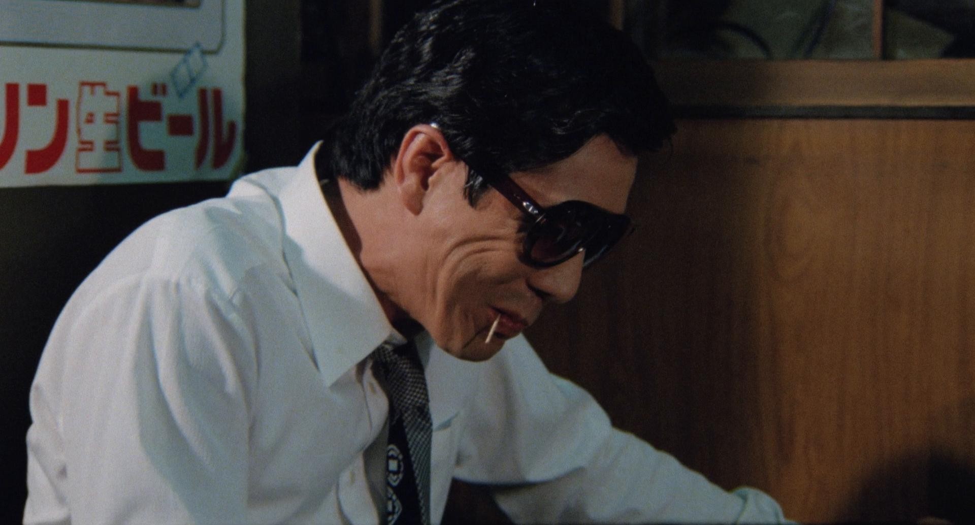 Entrails of a Beautiful Woman (1986) —  shot,  lighting