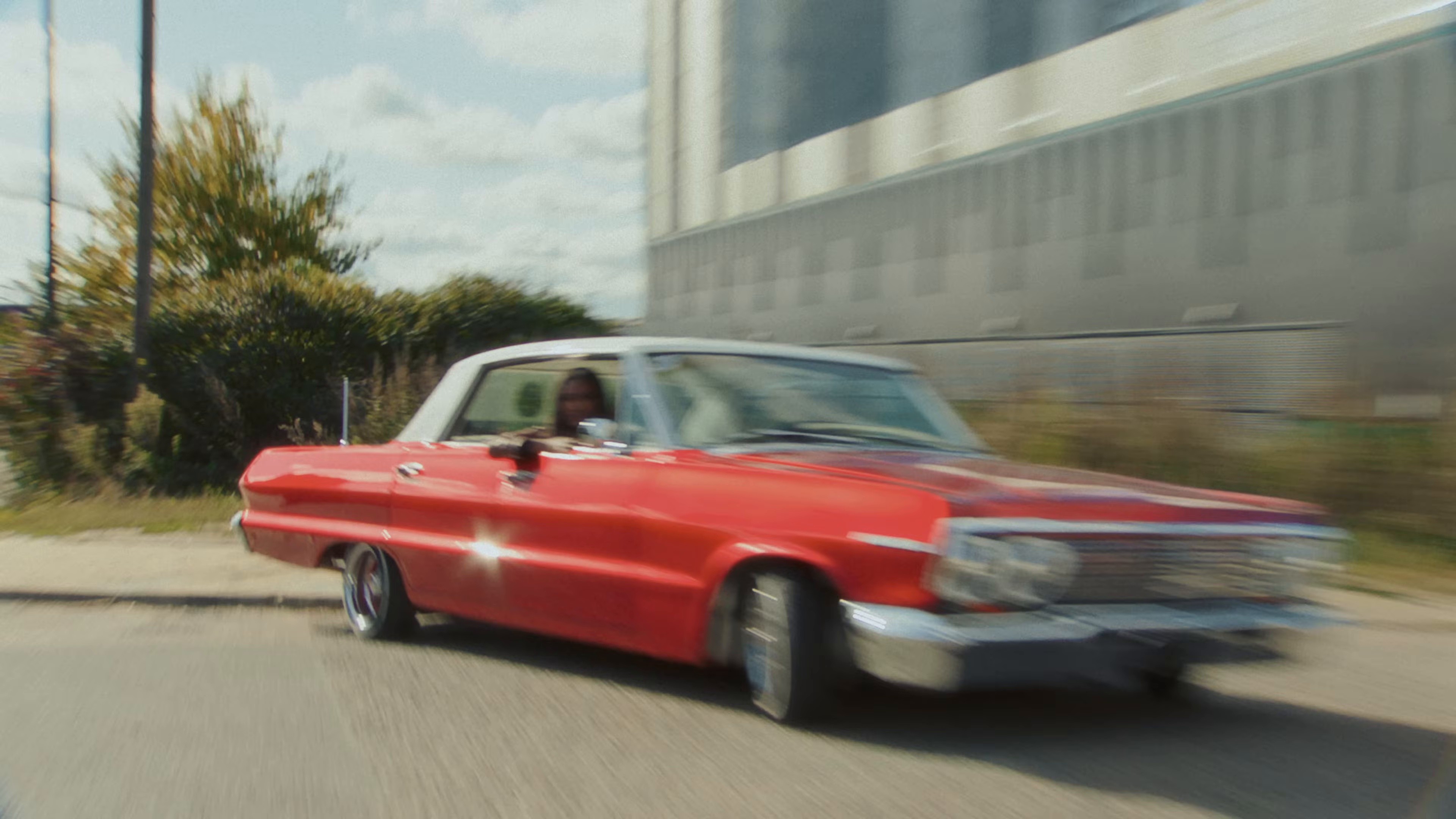 ALEXA (2024) —  shot,  lighting