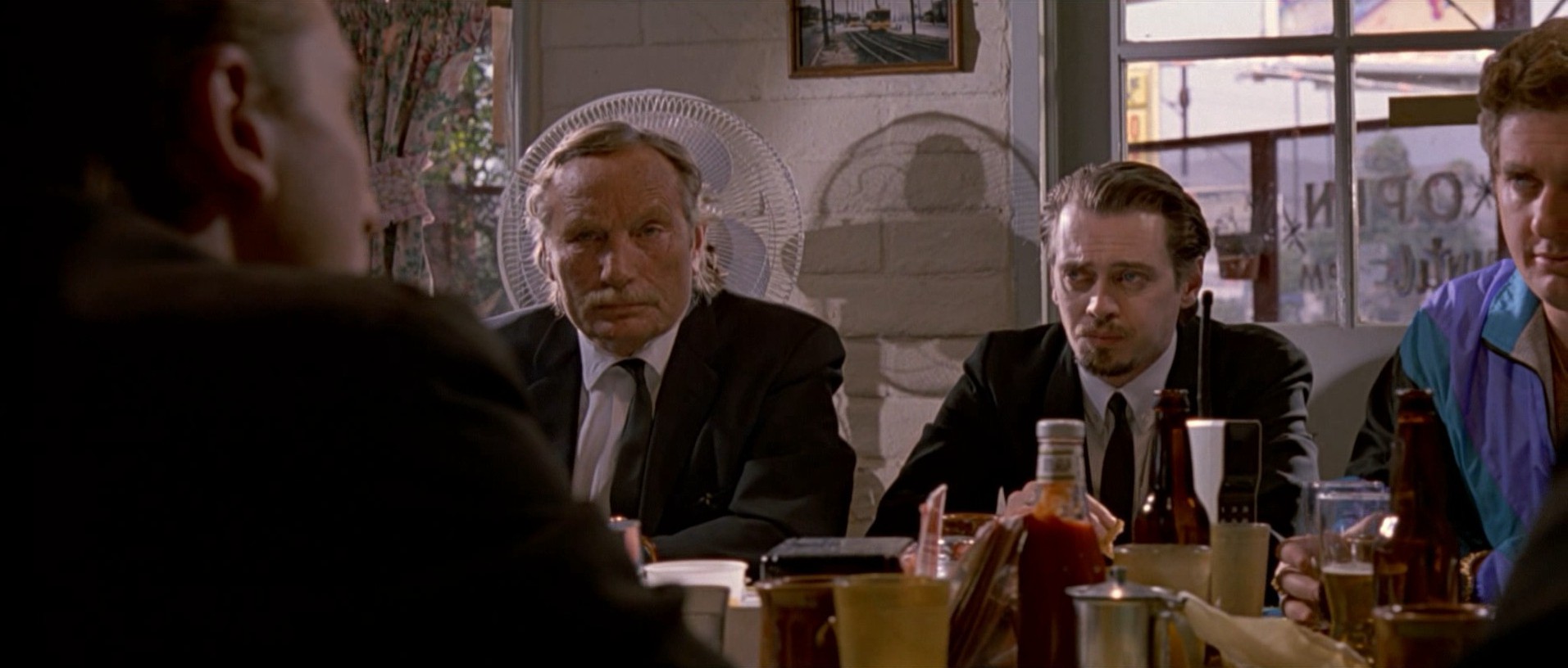Reservoir Dogs (1992) —  shot,  lighting