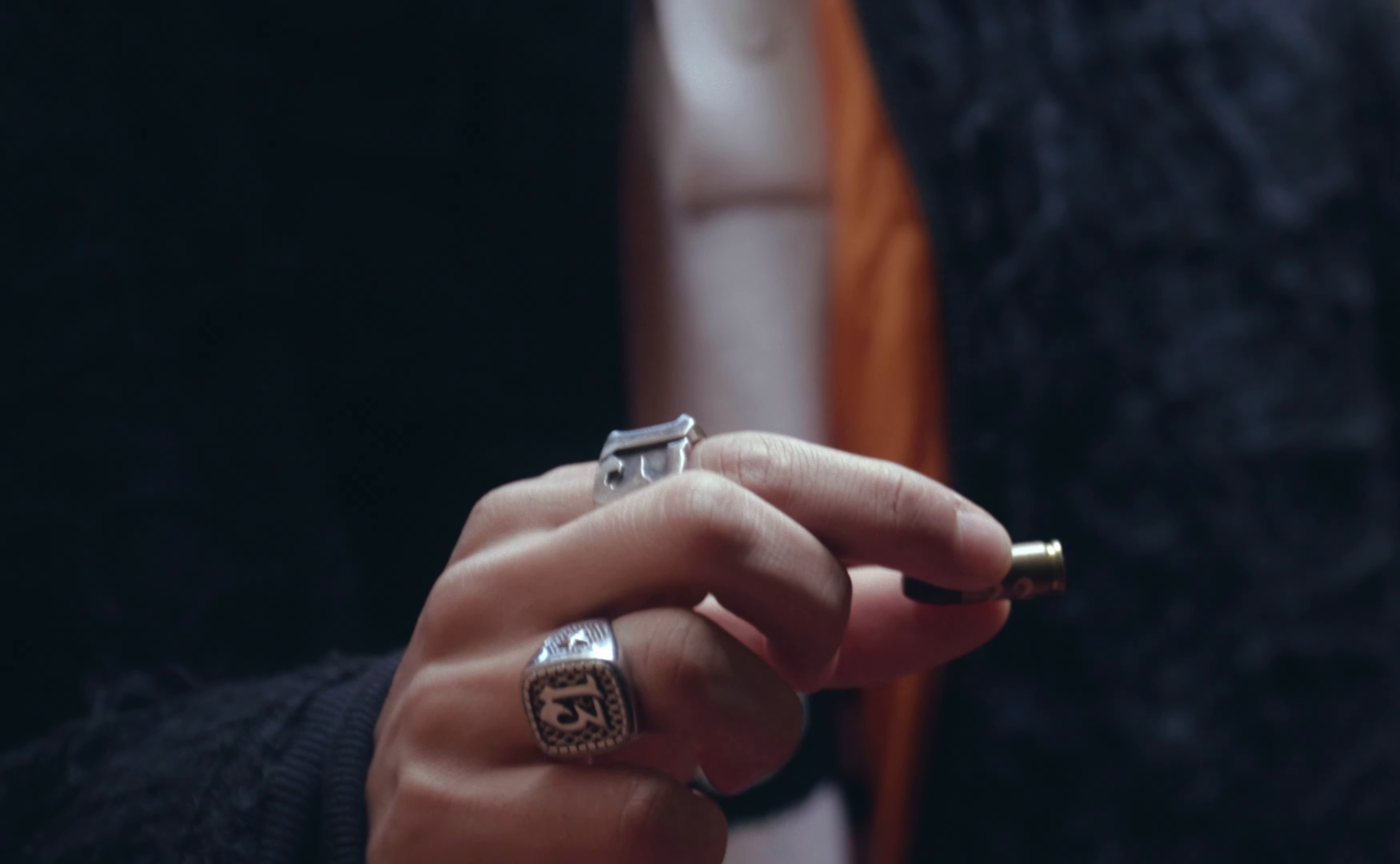 Como un tiro (2025) —  shot,  lighting