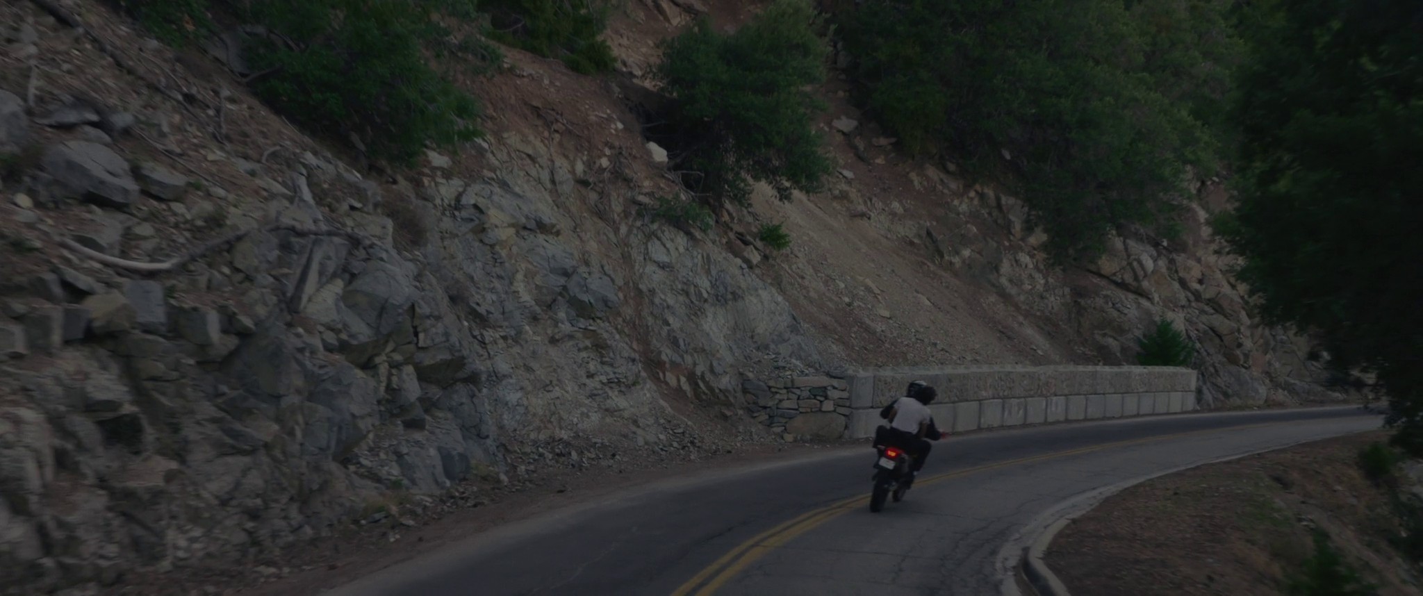 2am (2019) —  shot,  lighting